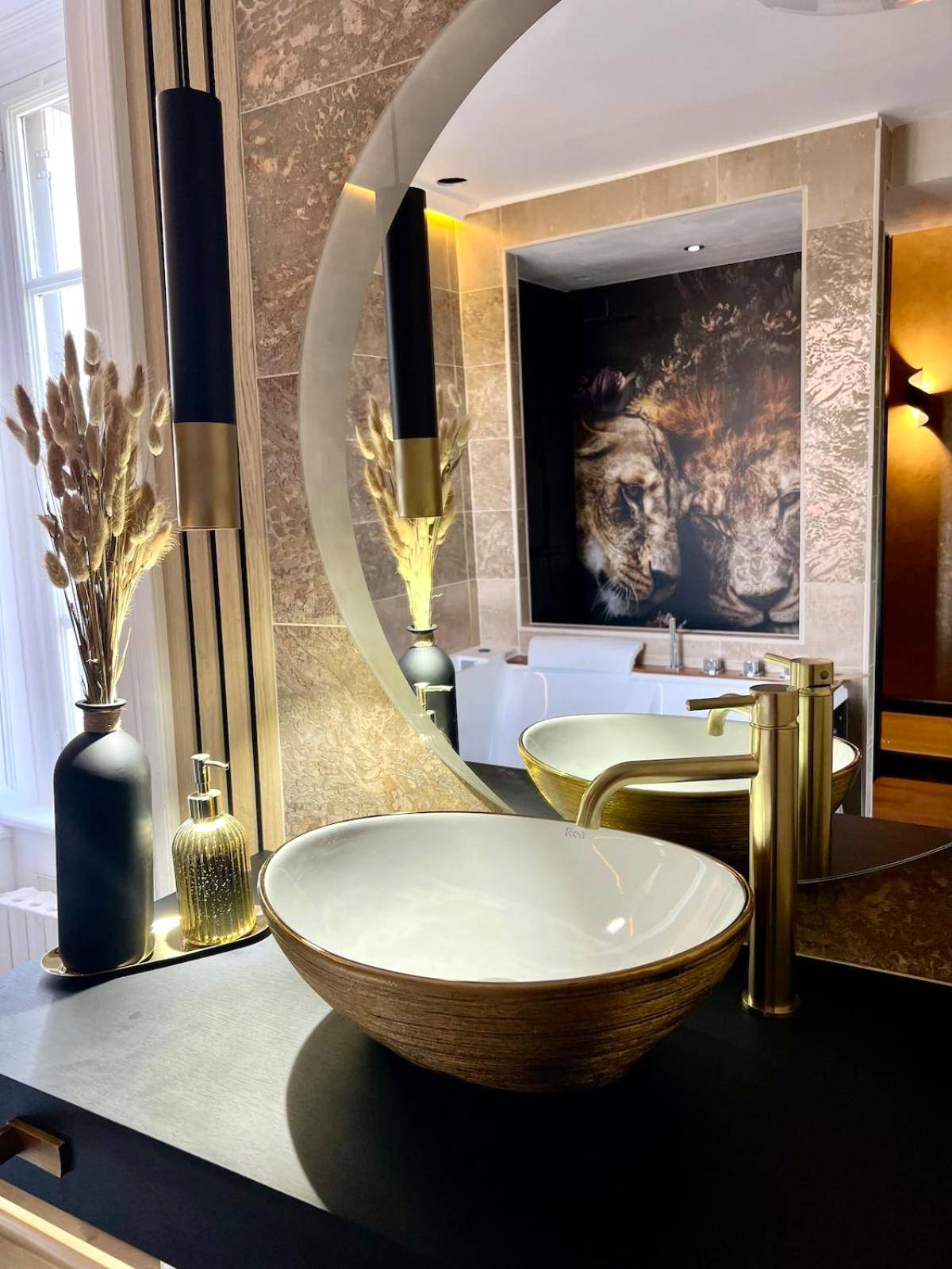 Photo du logement - Suite KalypsÔ, romantisme, balnéo et sauna privé