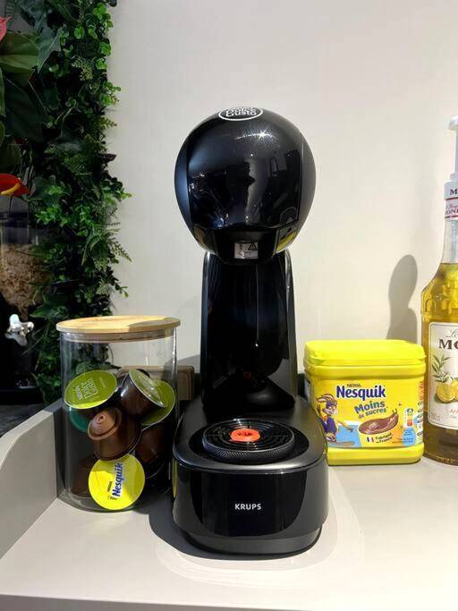 Photo du logement - Krystalisya Room Suite Spa Privatif Sauna Jacuzzi Siege Massant - Marseille