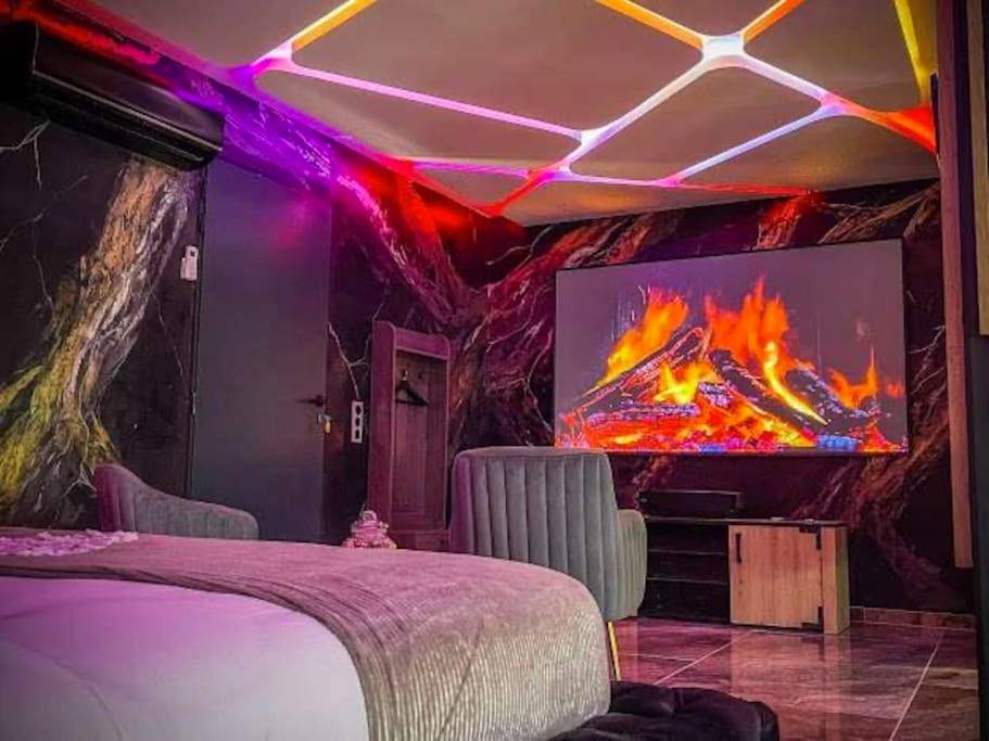 Photo du logement - Krystalisya Room Suite Spa Privatif Sauna Jacuzzi Siege Massant