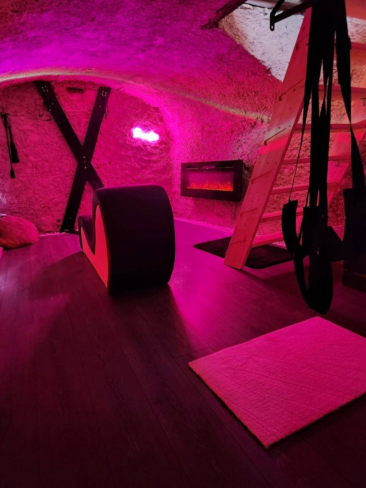 Photo du logement - Loveroom Romantique La Mure