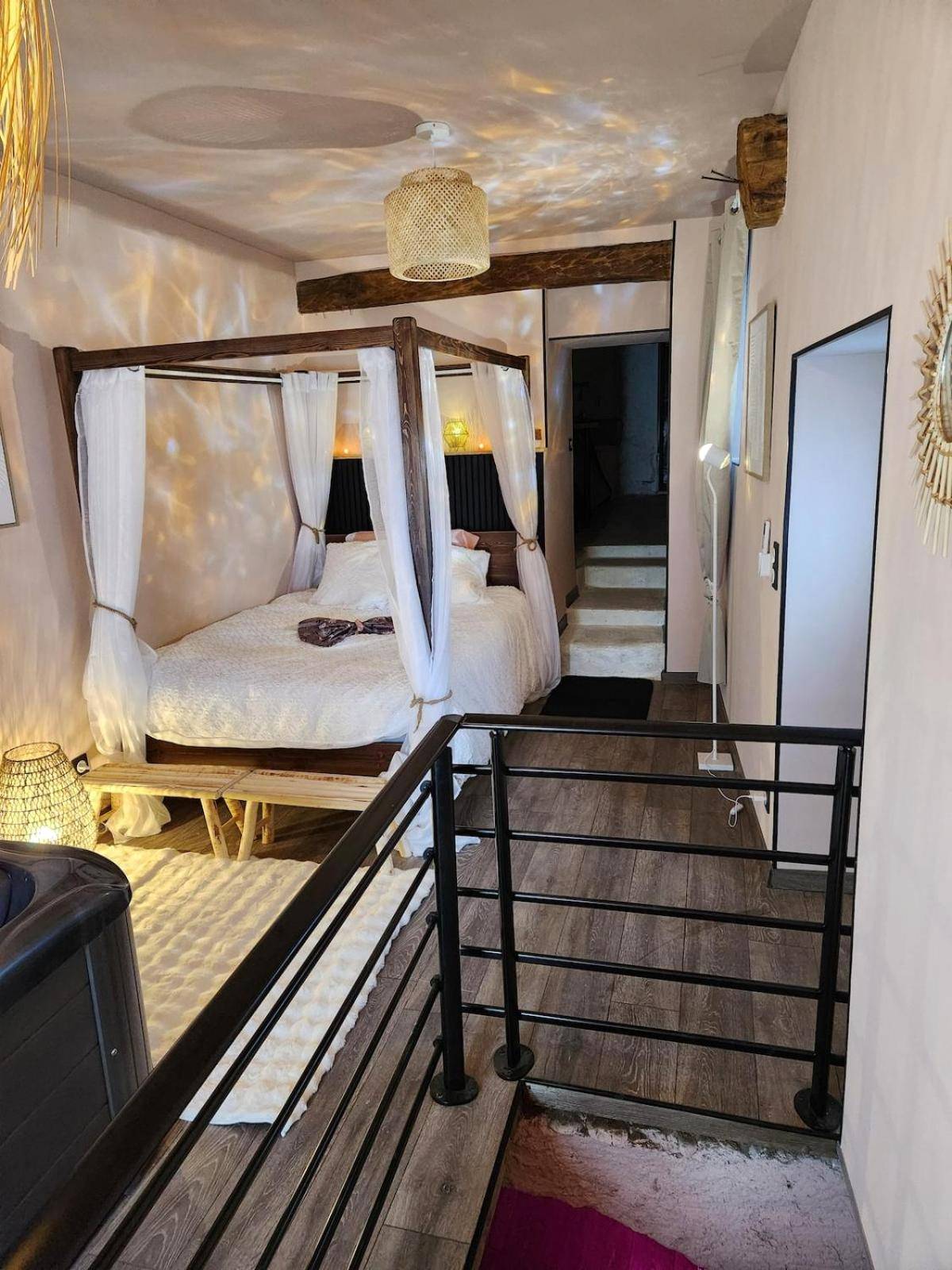 Autre vue interieure - Loveroom Romantique La Mure - La Mure