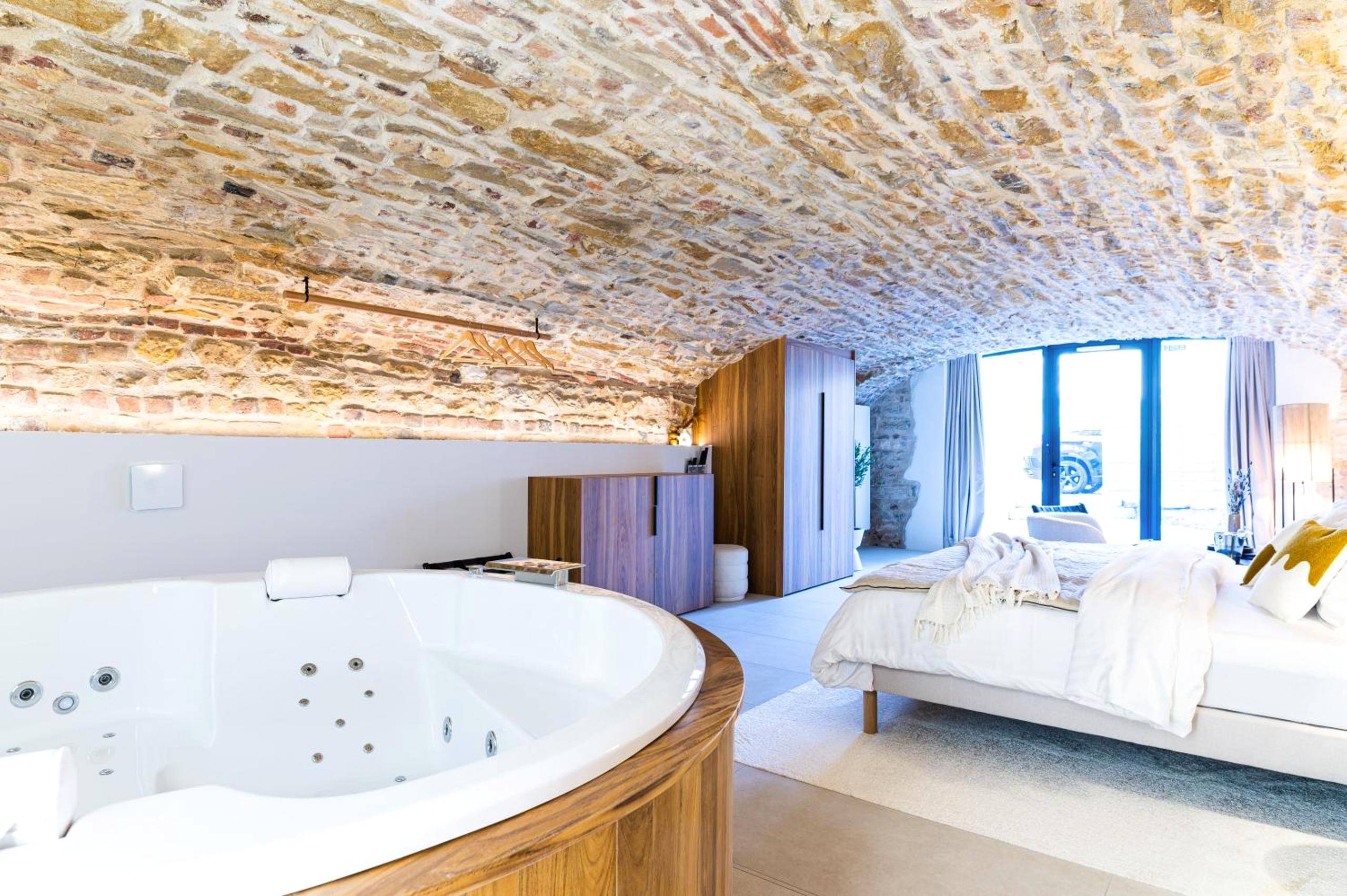 Photo du logement - Legend Majestic SPA - Insolite & Unique - Champagne - Parking privé