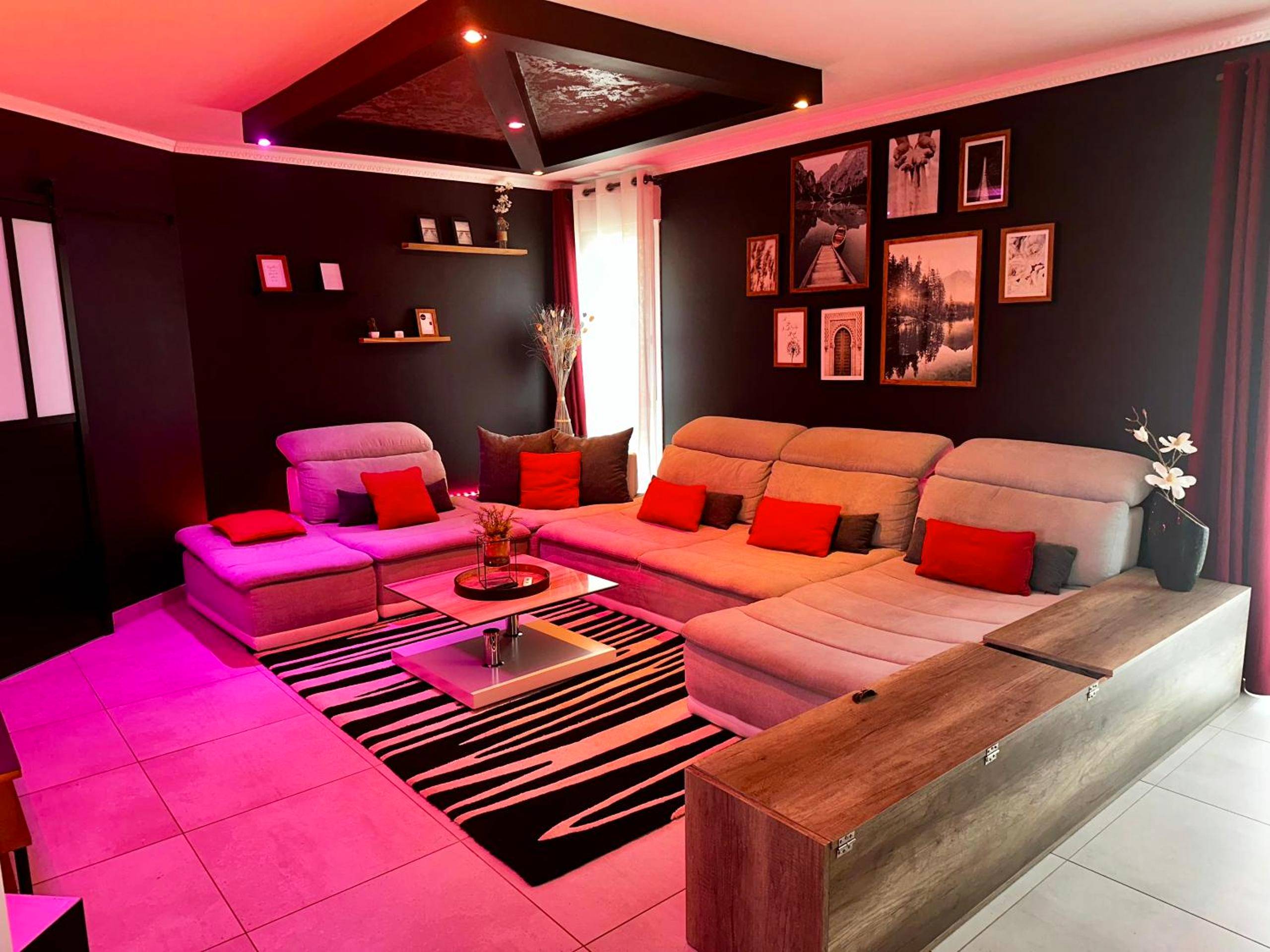 Photo du logement - Lincontournable - Jaccuzi - Piscine - Sauna - Hammam