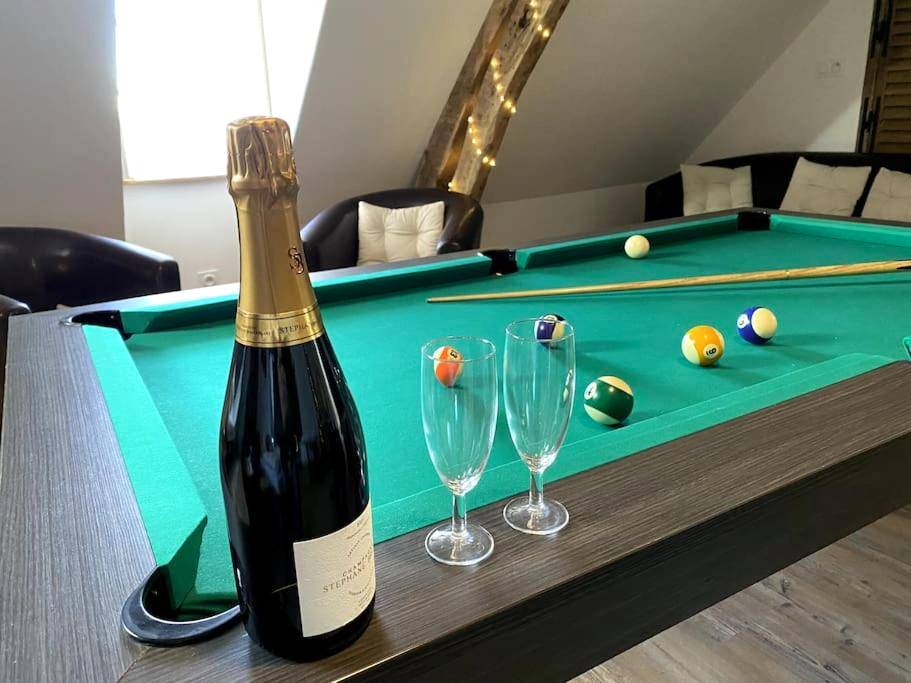 Photo du logement - Loft Romantique - Balnéo - Billard - Massage - Verton