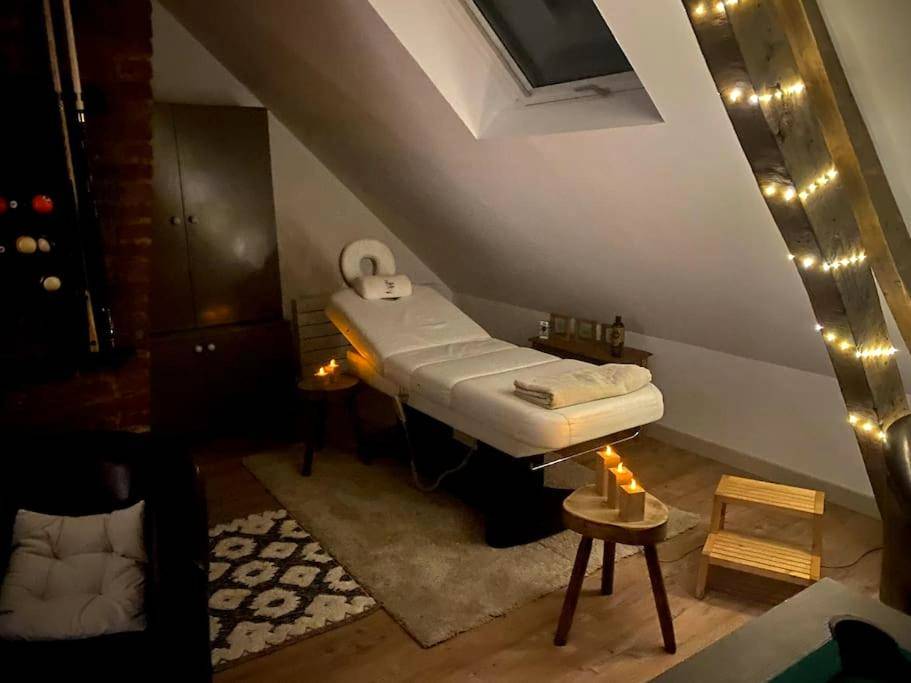 Photo du logement - Loft Romantique - Balnéo - Billard - Massage
