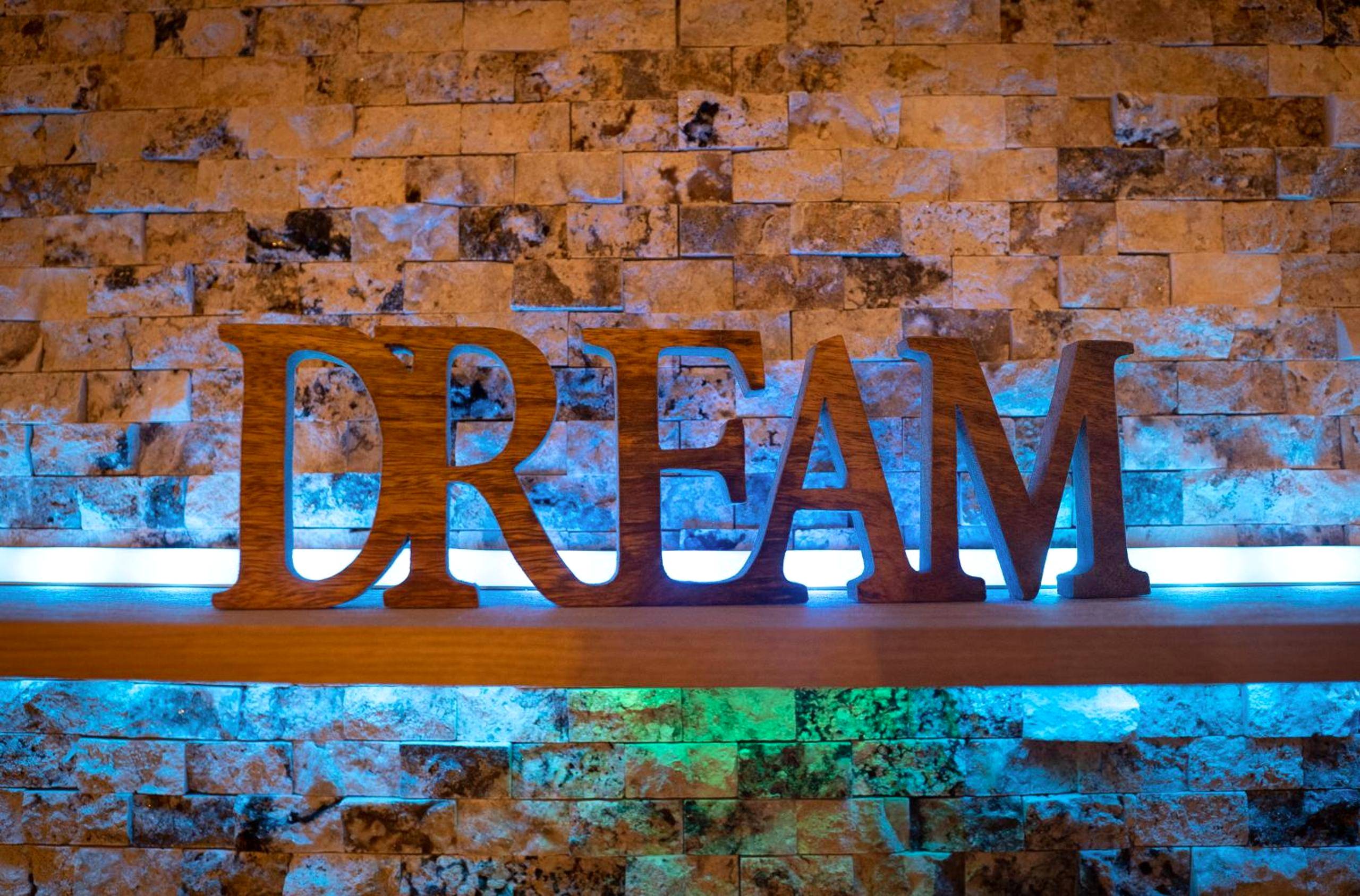 Photo du logement - LE LOFT A BULLES (85m2 Jacuzzi Hammam Billiard Bar Douche Sauna)