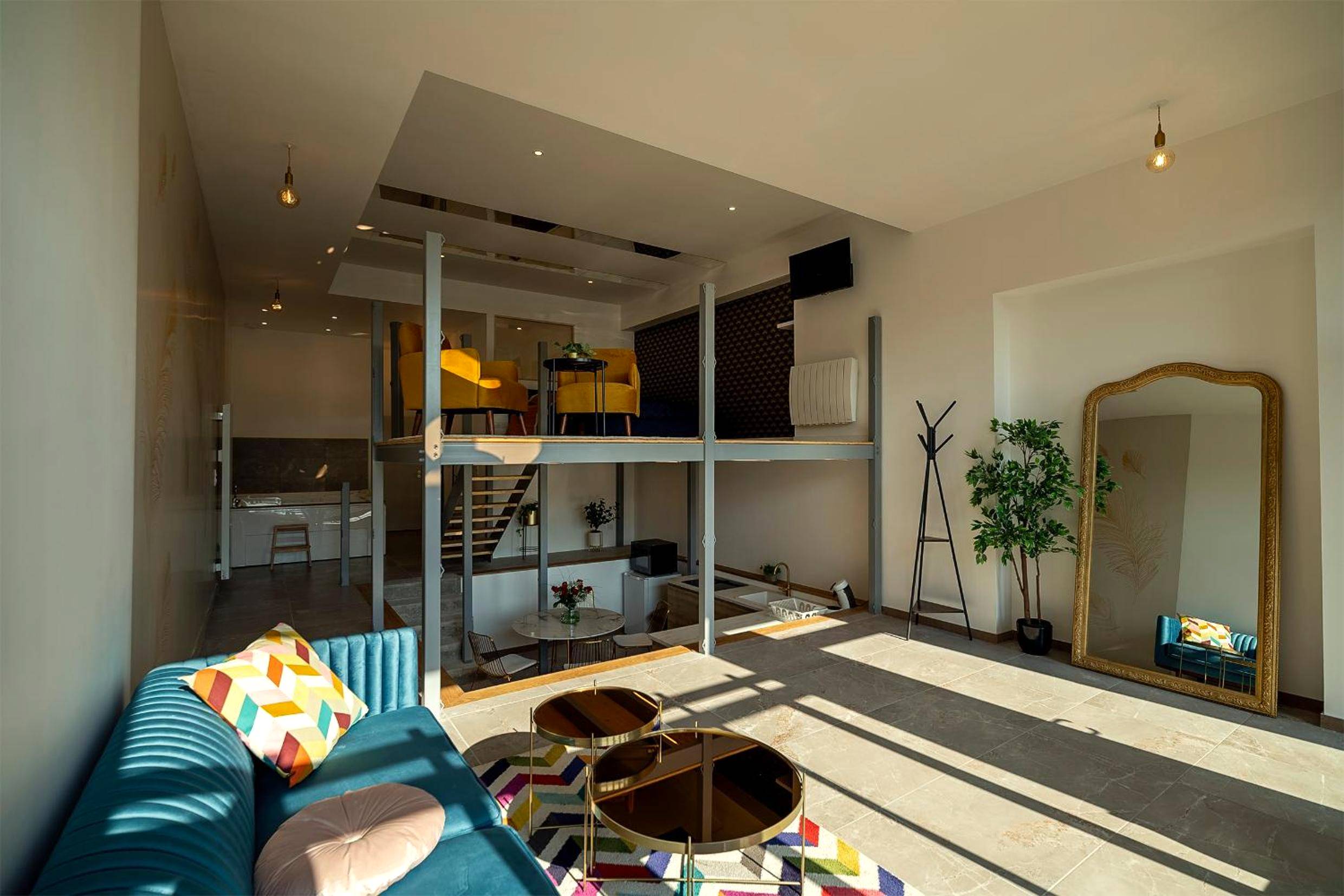 Vue principale - Love Room Saint - Valery - en - Caux - Loft de luxe le Chic, Grand jacuzzi, Vue port de plaisance