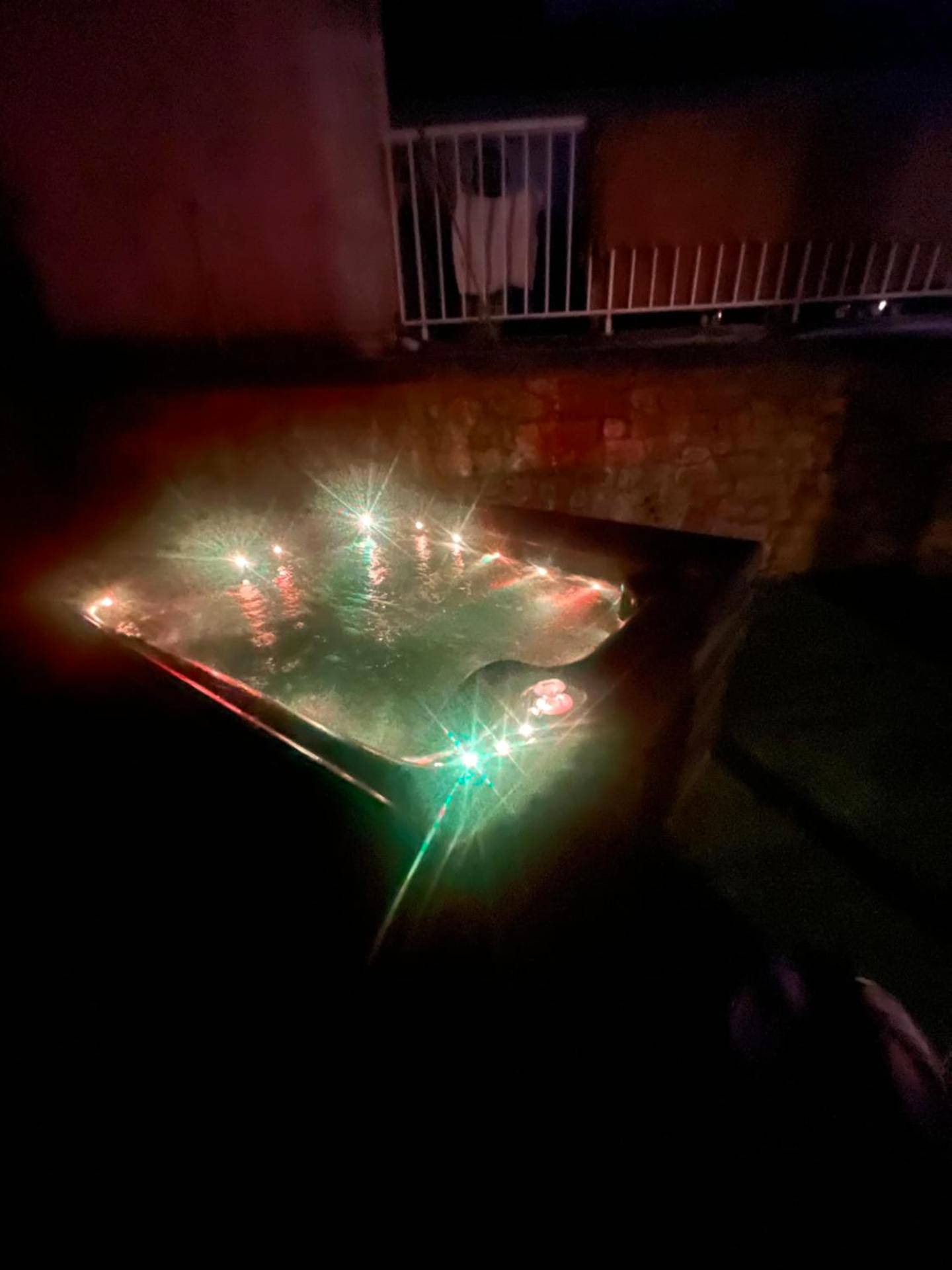 Photo du logement - Beau Loft room proche mont saint Michel jaccuzi illimité en plein centre Avranches