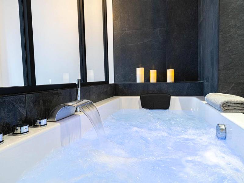 Photo du logement - Jacuzzi - Nice quartier des musiciens - Loft