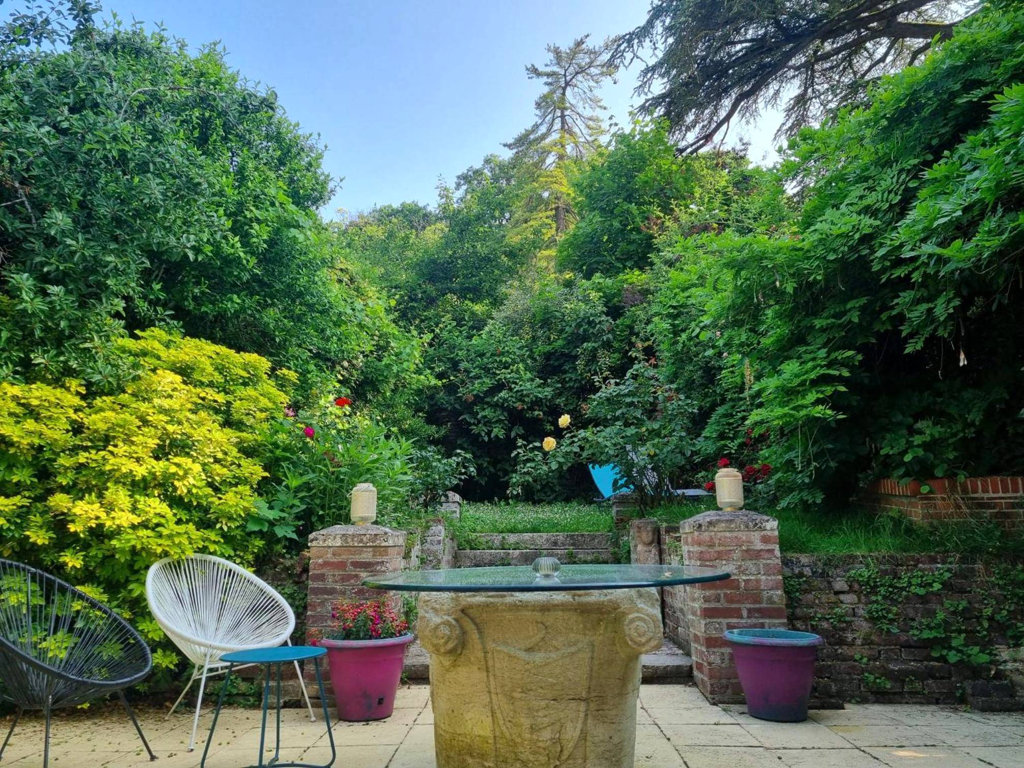 Photo du logement - loft avec jacuzzi et jardin privatif love room de luxe Paris idéal Saint Valentin