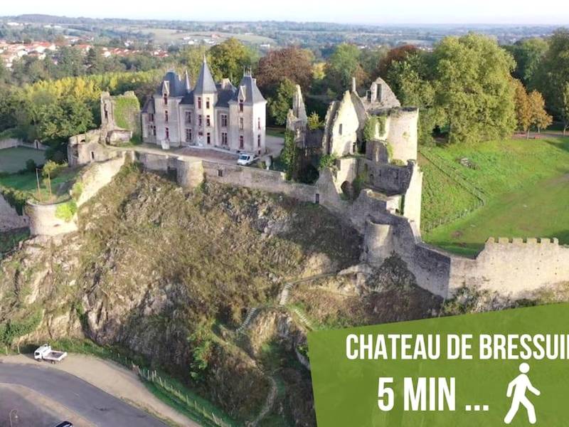 Photo du logement - LOFT Jardin et Spa - Bressuire