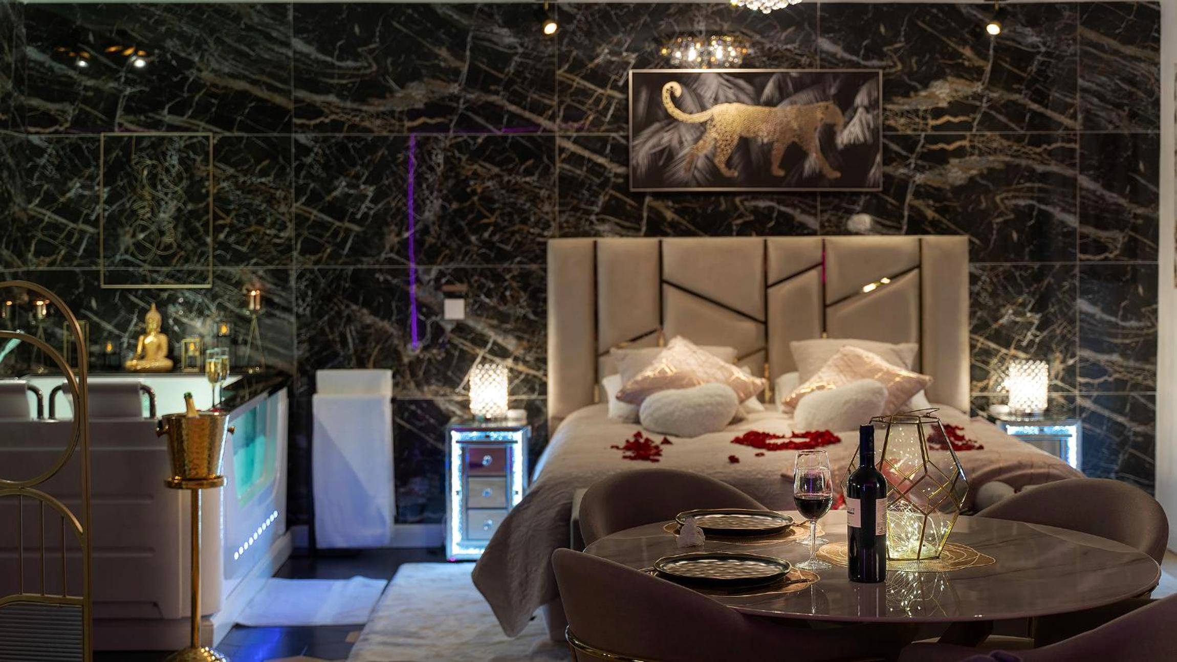 Photo du logement - Magnifique loft / spa en face de la cathédrale !