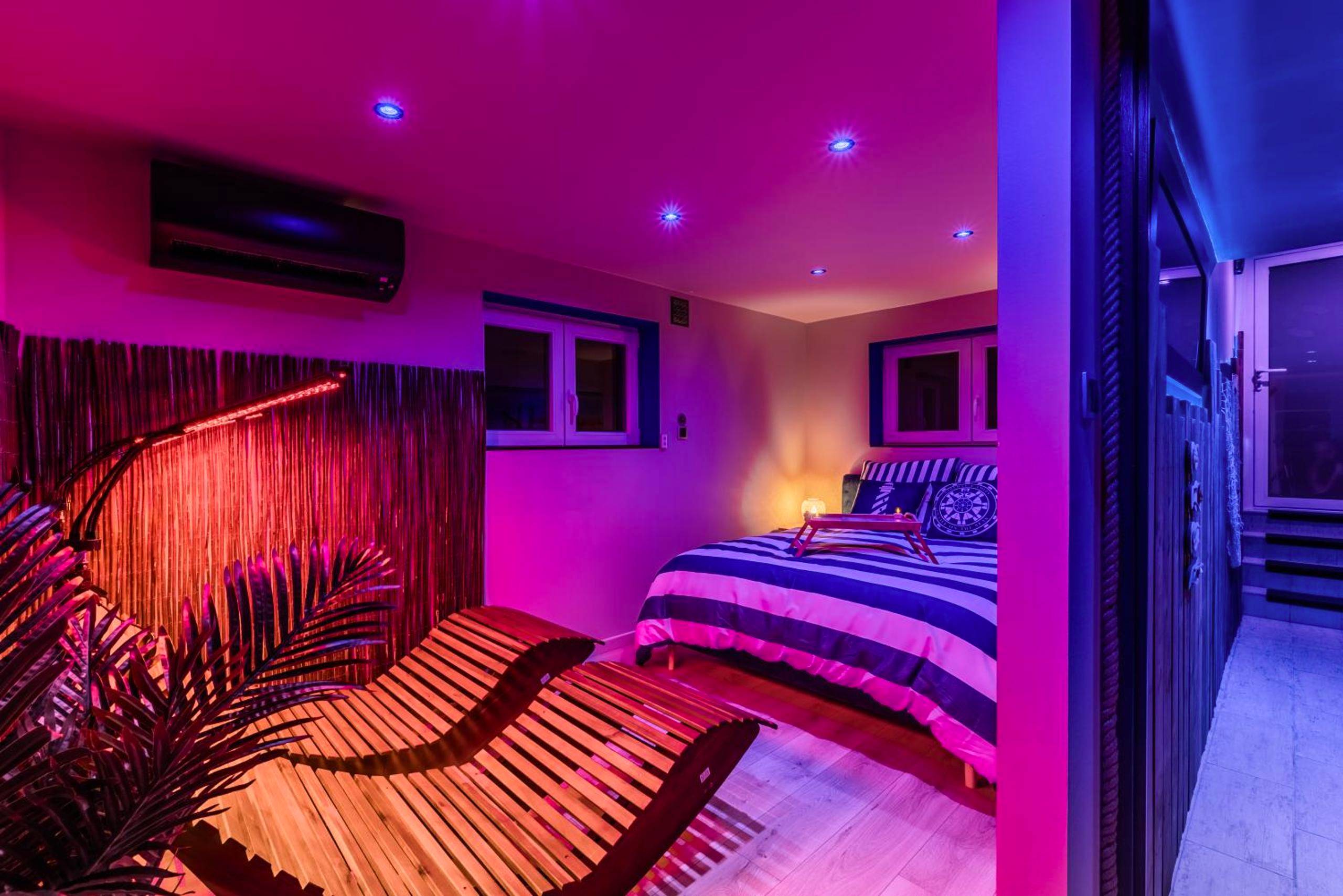 Photo du logement - Loft SPA privatif 2 - 4 pers - Jacuzzi & Sauna près de Strasbourg - Herrlisheim