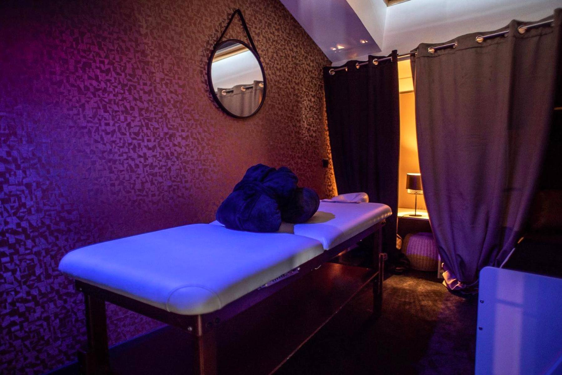 Photo du logement - LOVE Suites & SPA "Le Loft" avec Jacuzzi privatif - Médis