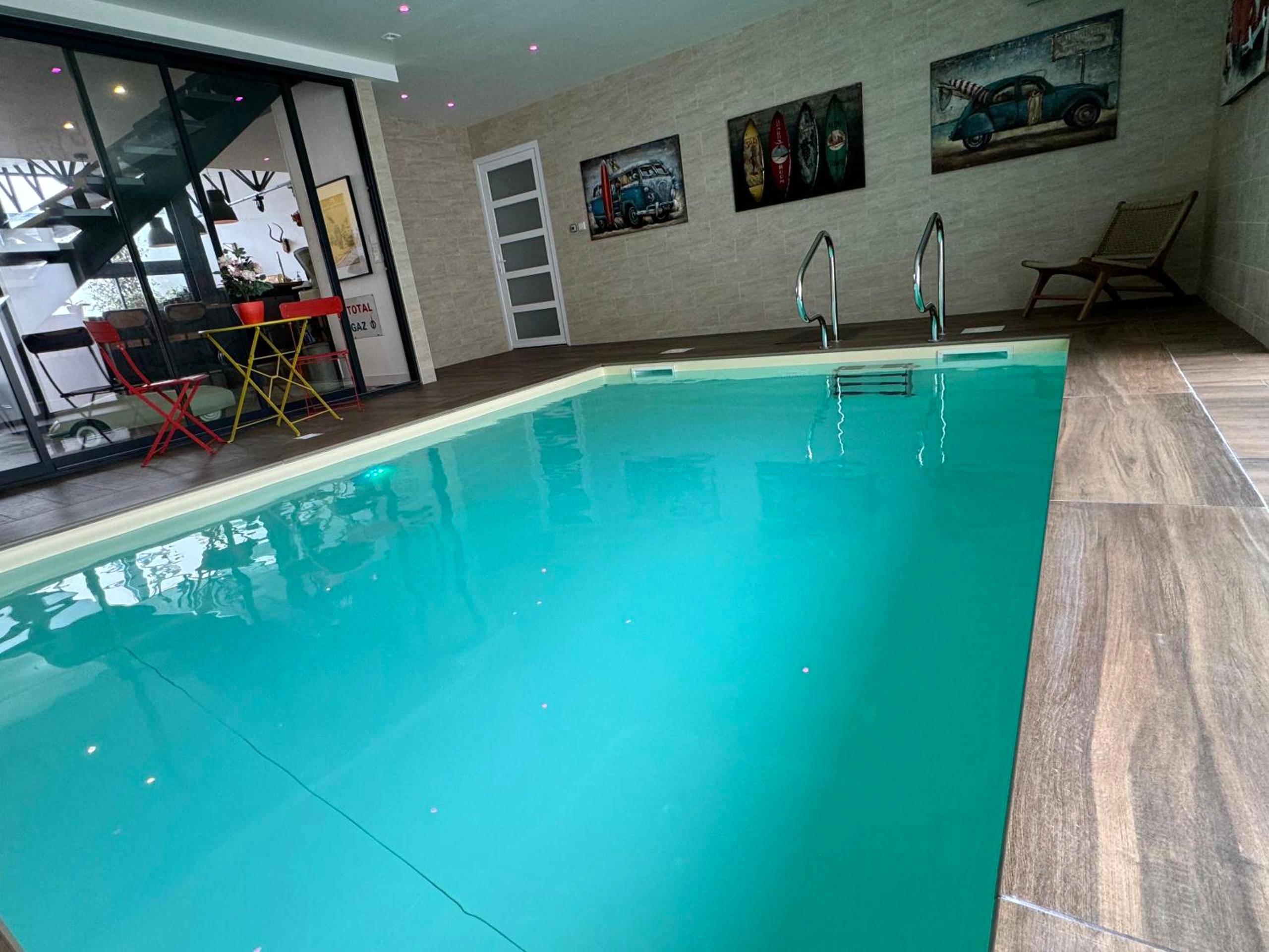 Photo du logement - Loft Spa Reims - fr 250m2 privatifs, piscine intérieure chauffée, spa et parking