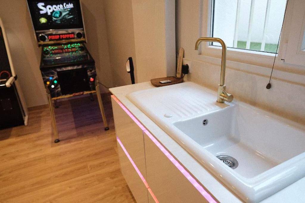 Photo du logement - Logement amoureux de luxe collé à PARIS - Charenton - le - Pont