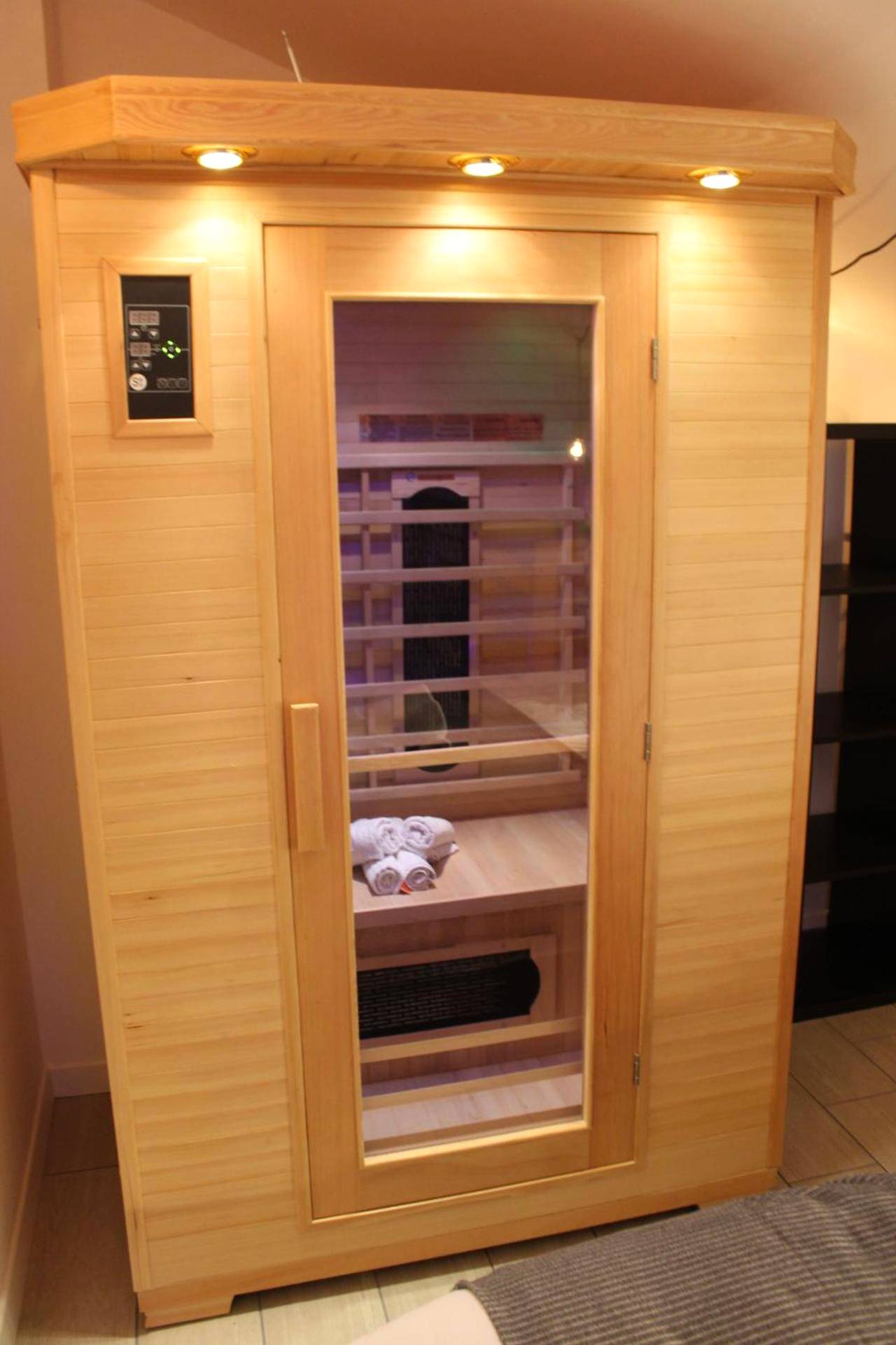 Photo du logement - Le logis du bien - être, balnéo & sauna dans chambre