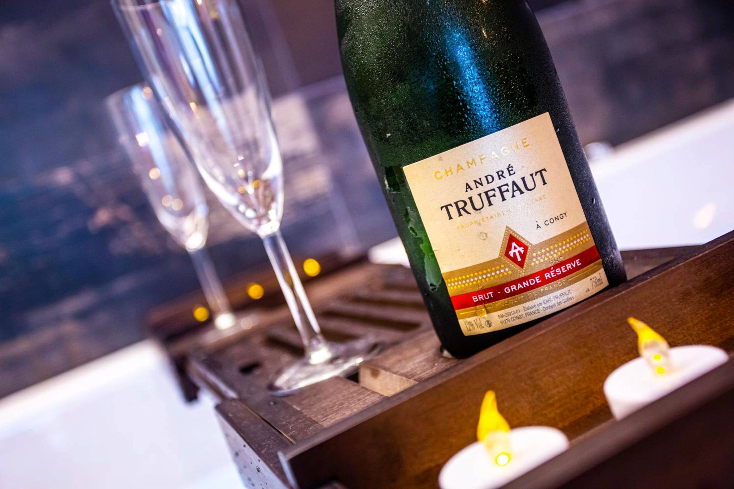 Vue du logement - LOVE ROOM - SPECIAL AMOUREUX - HYPER CENTRE - Lorient