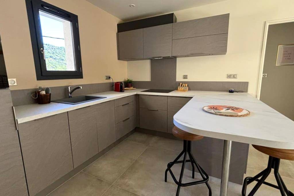 Photo du logement - LOV'ARDECHE - Gîte Balnéo Glamour - Montélimar