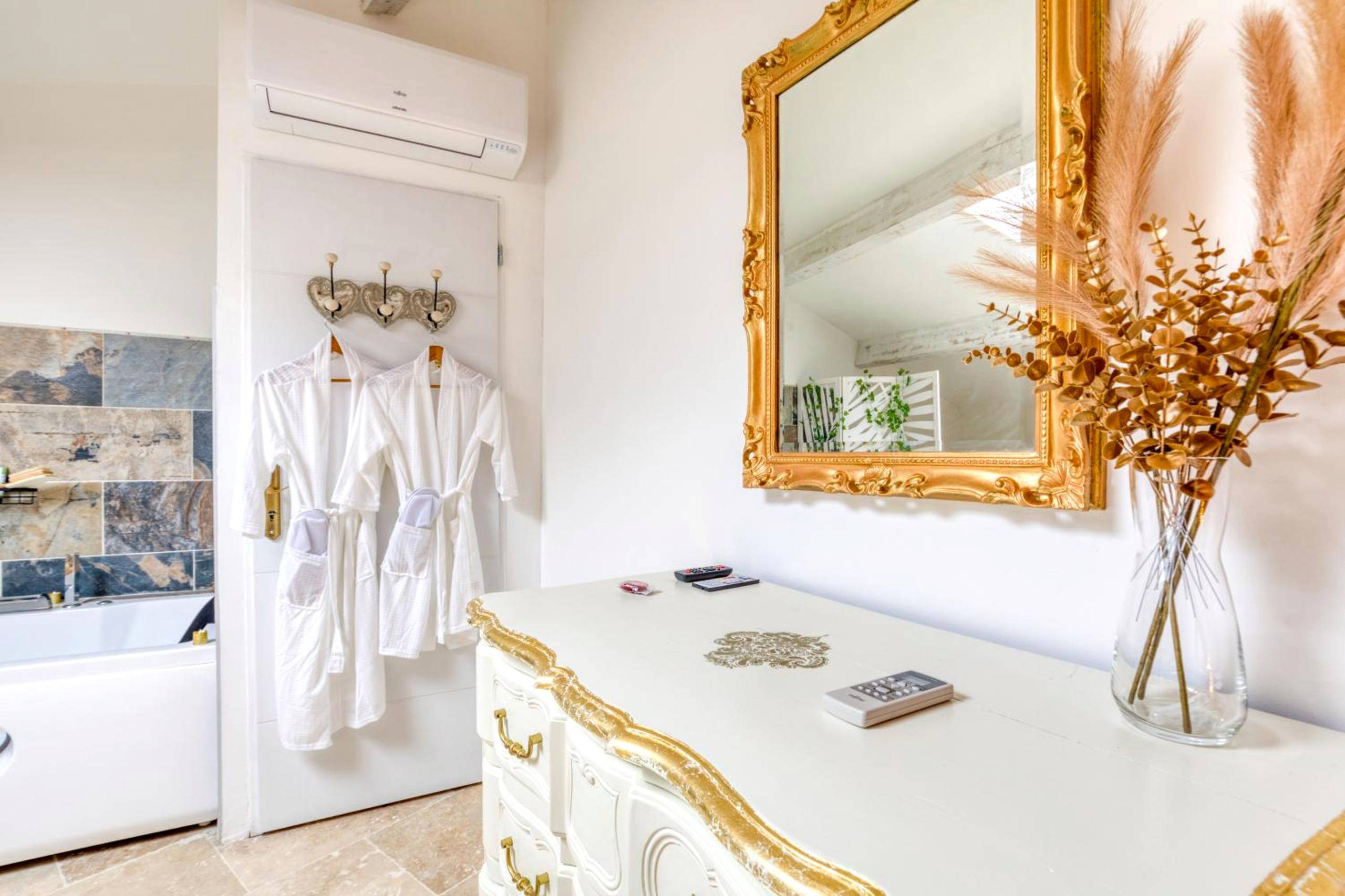 Photo du logement - Le love baroque - Pézenas