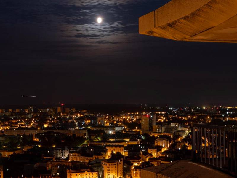 Photo du logement - Love Horizons - Suite vue panoramique - Spa privatif - Rennes Centre - Rennes