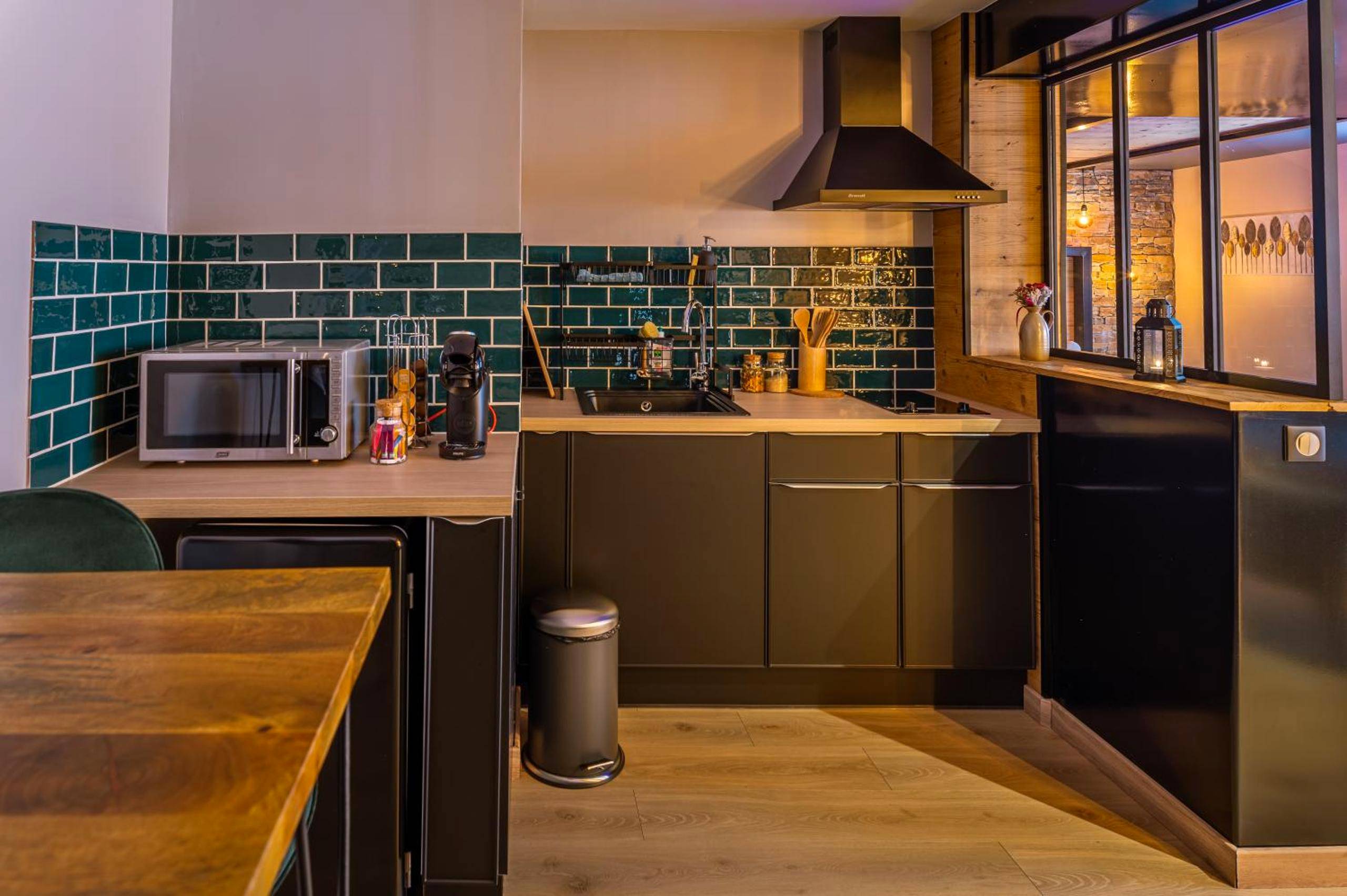 Photo du logement - Love industrie & spa - Suite Romantique en Alsace - Spa privatif et garage