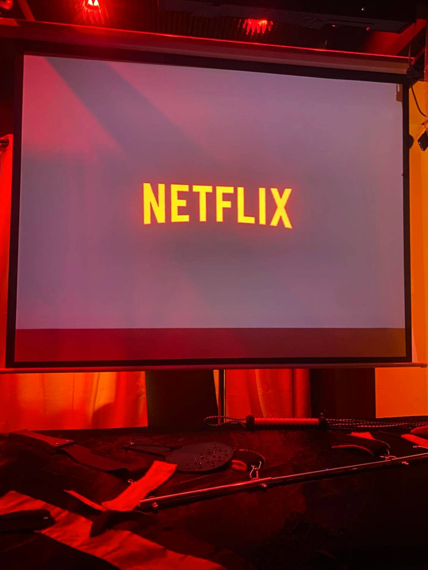 Photo du logement - la love interdite chez loveroomToulon, parking et wifi gratuits - Toulon