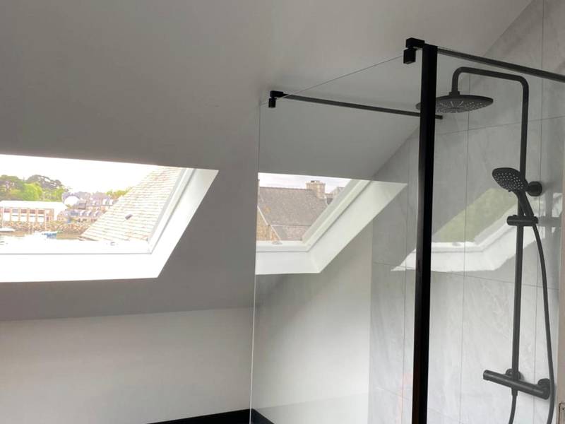 Douche à l'italienne avec vue sur les toits - Love Room