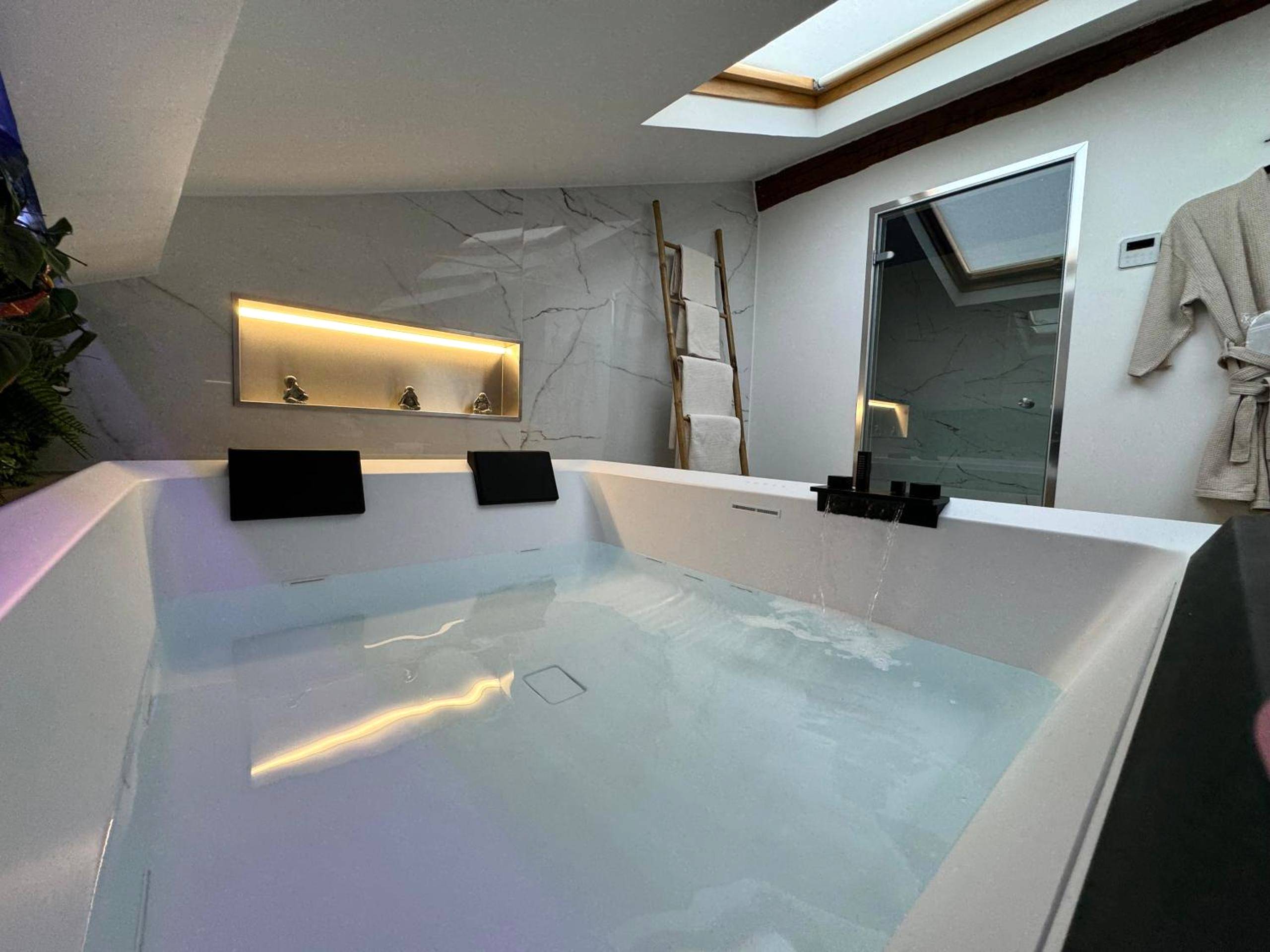 Photo du logement - Love & Spa Fréjus - Fréjus