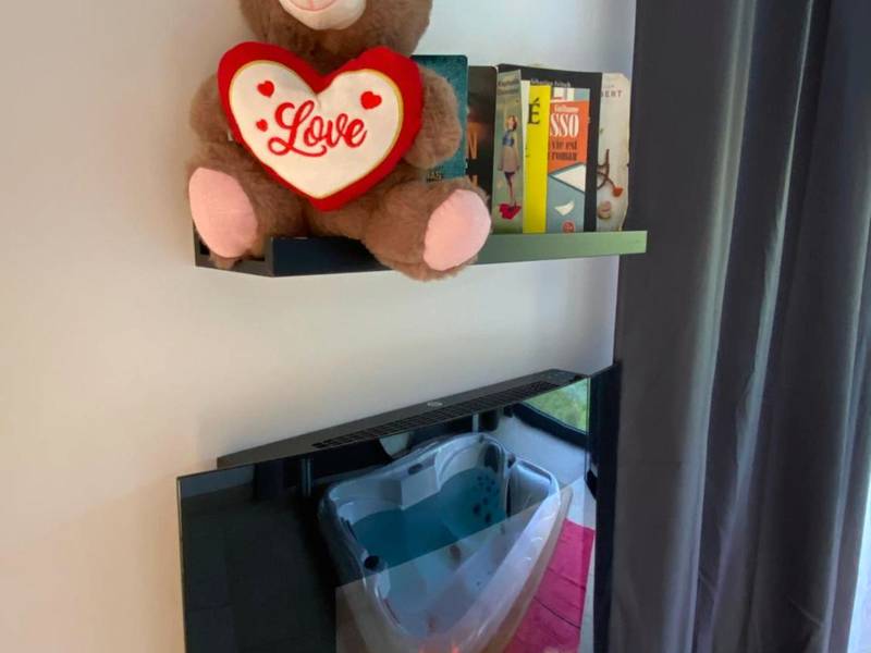 Photo du logement - LOVE AND BULLES - Le Fleix
