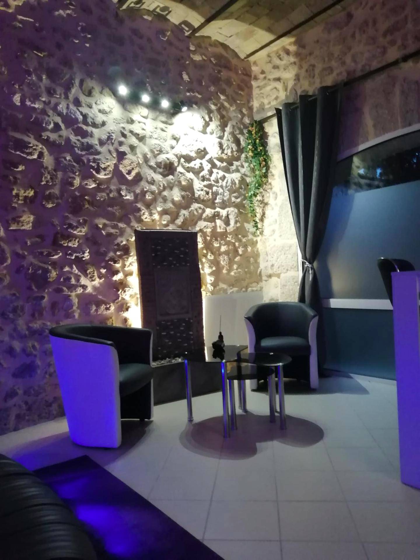 Photo du logement - Gîte Love Dreams Jacuzzi privatif - Montagnac