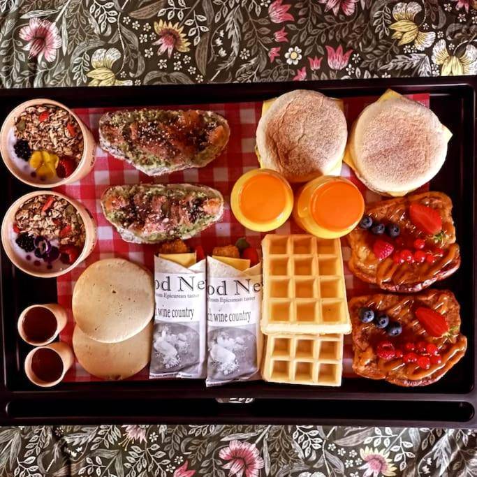 Photo du logement - LOVE ROOM LORIENT LoveLoft L'Escapade Romantique