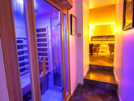 Photo du logement - LOVE ROOM LORIENT LoveLoft L'Escapade Romantique