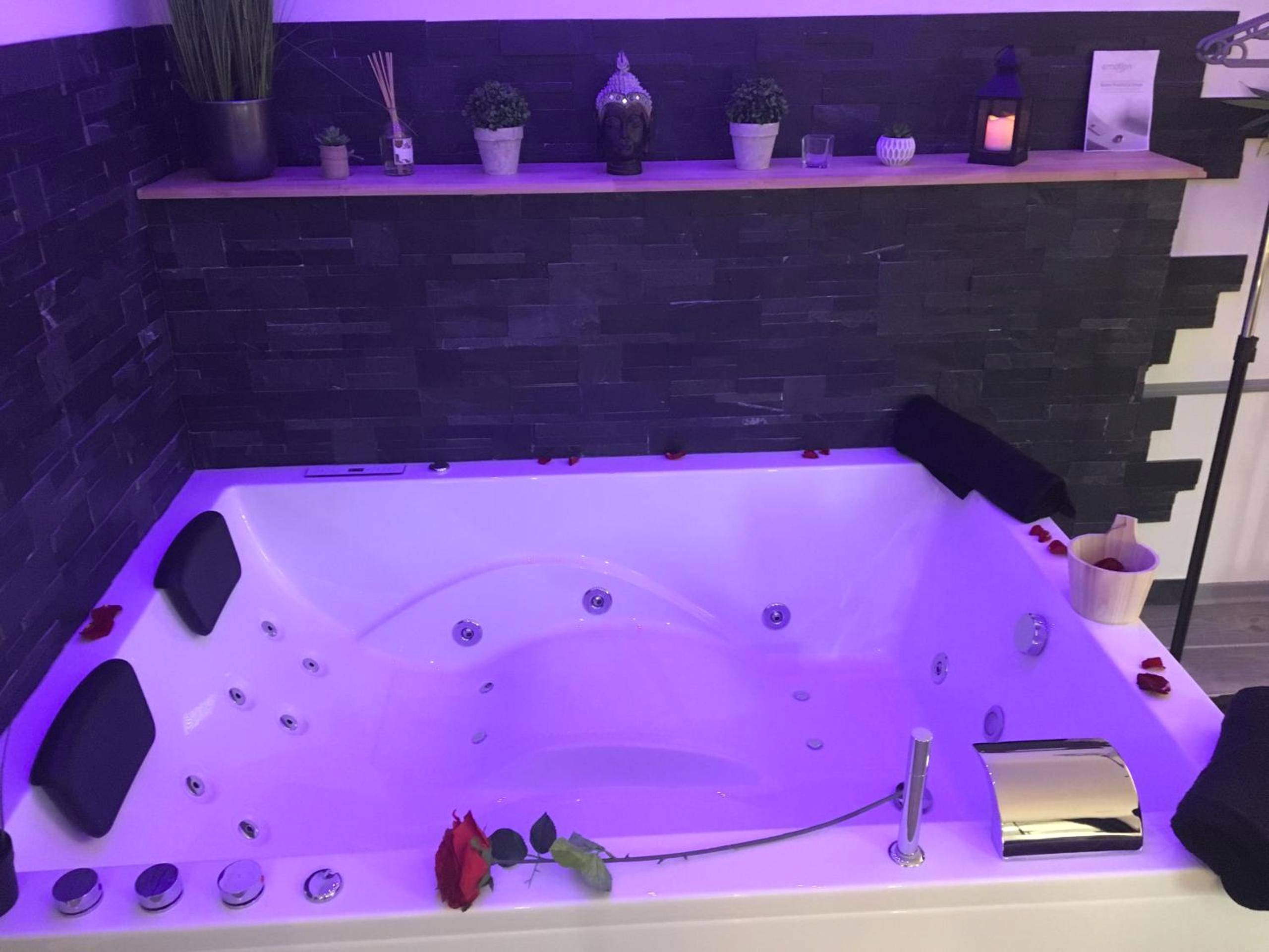 Photo du logement - Lovely Apartment SPA & Sauna - Bourges