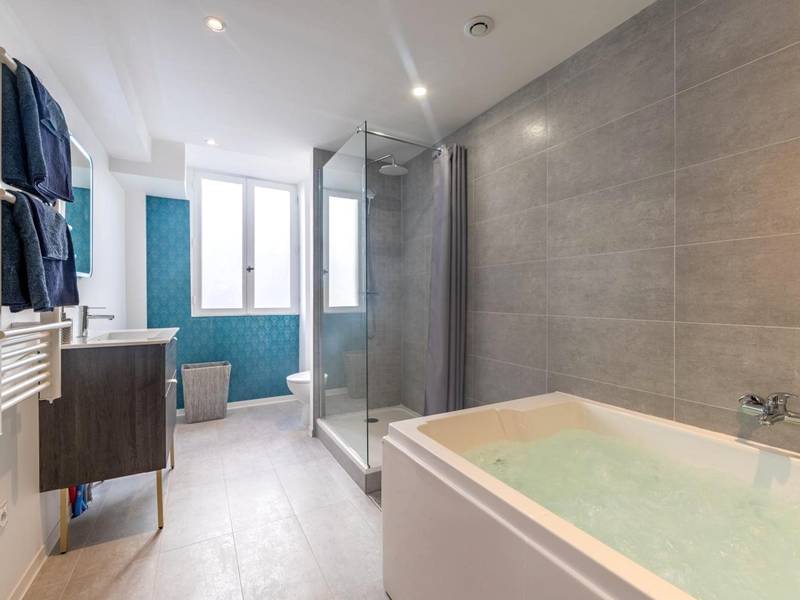 Photo du logement - Le Lovely cosy jacuzzi centre - ville wifi