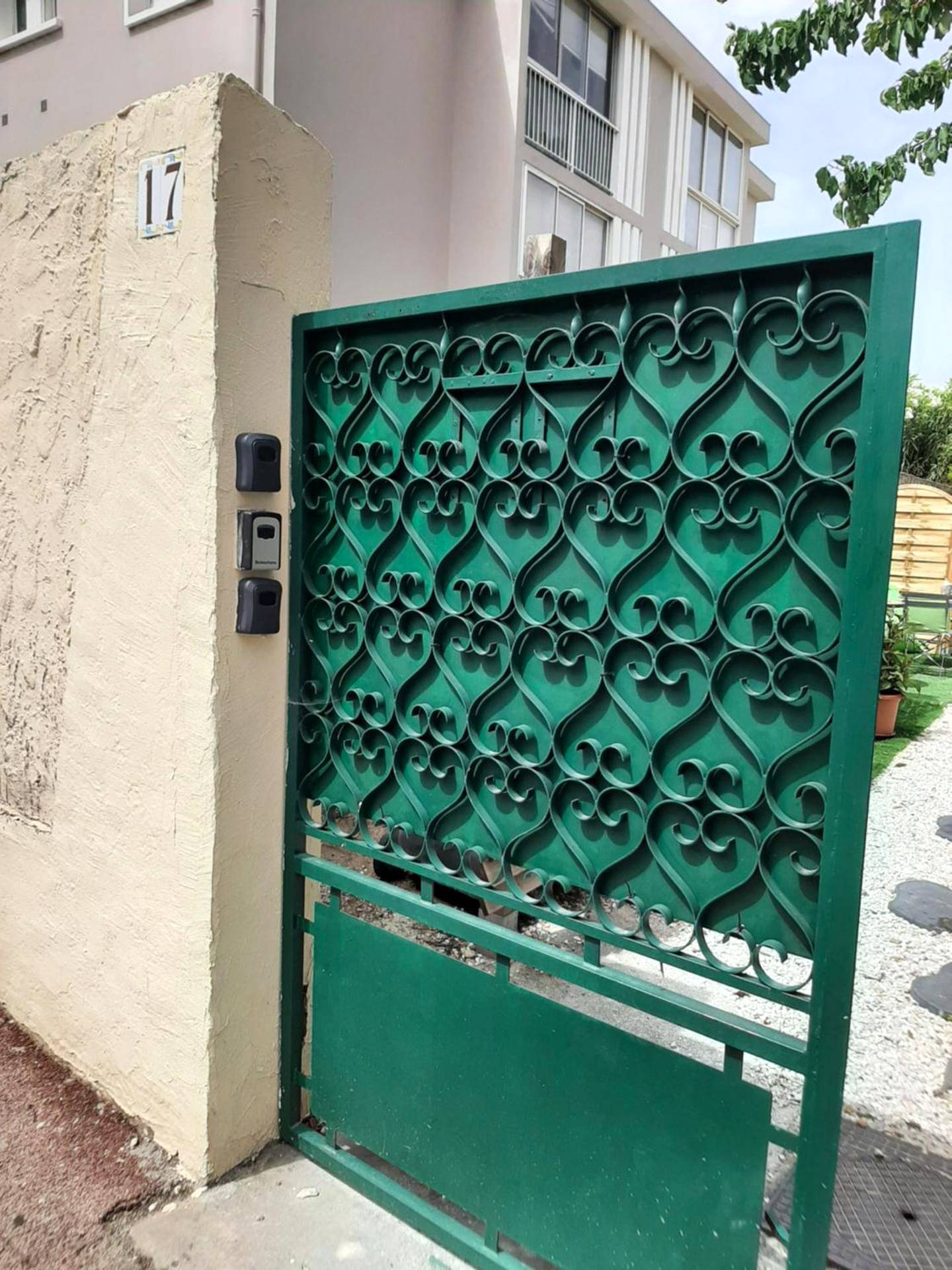 Photo du logement - la loveRomantique chez loveroomtoulon, parking et wifi gratuits - Toulon