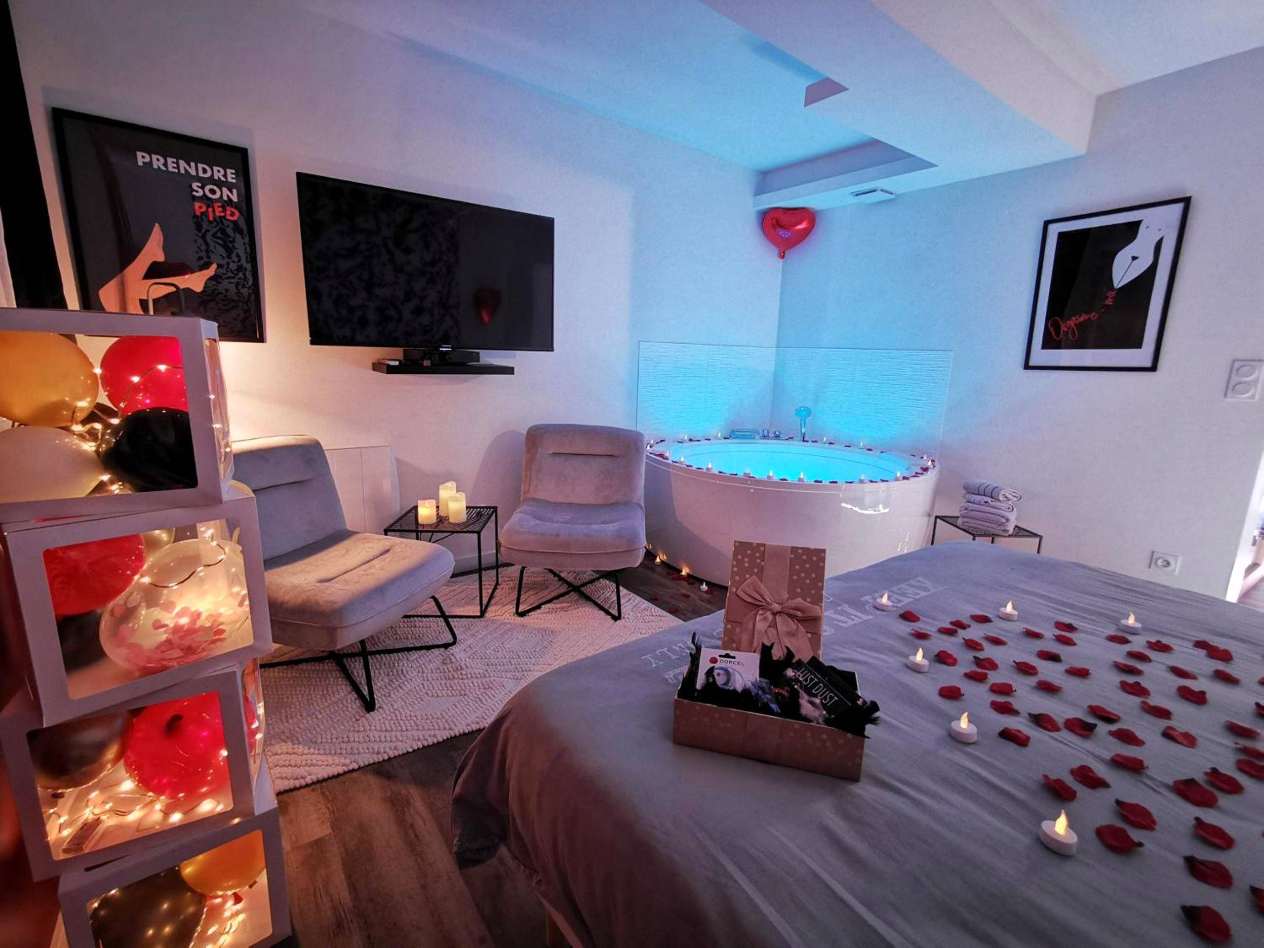 Vue du logement - Love Room Beautheil - LoveSparadise - Suite Le Secret