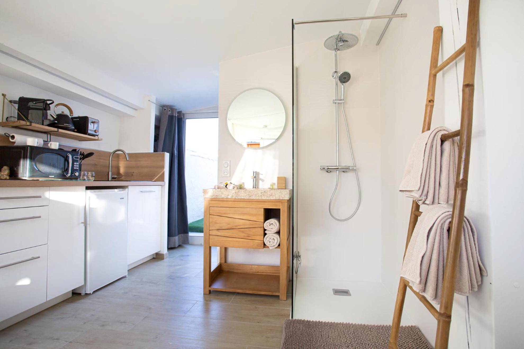 Photo du logement - Lovina chambre de charme avec jacuzzi - Velaux