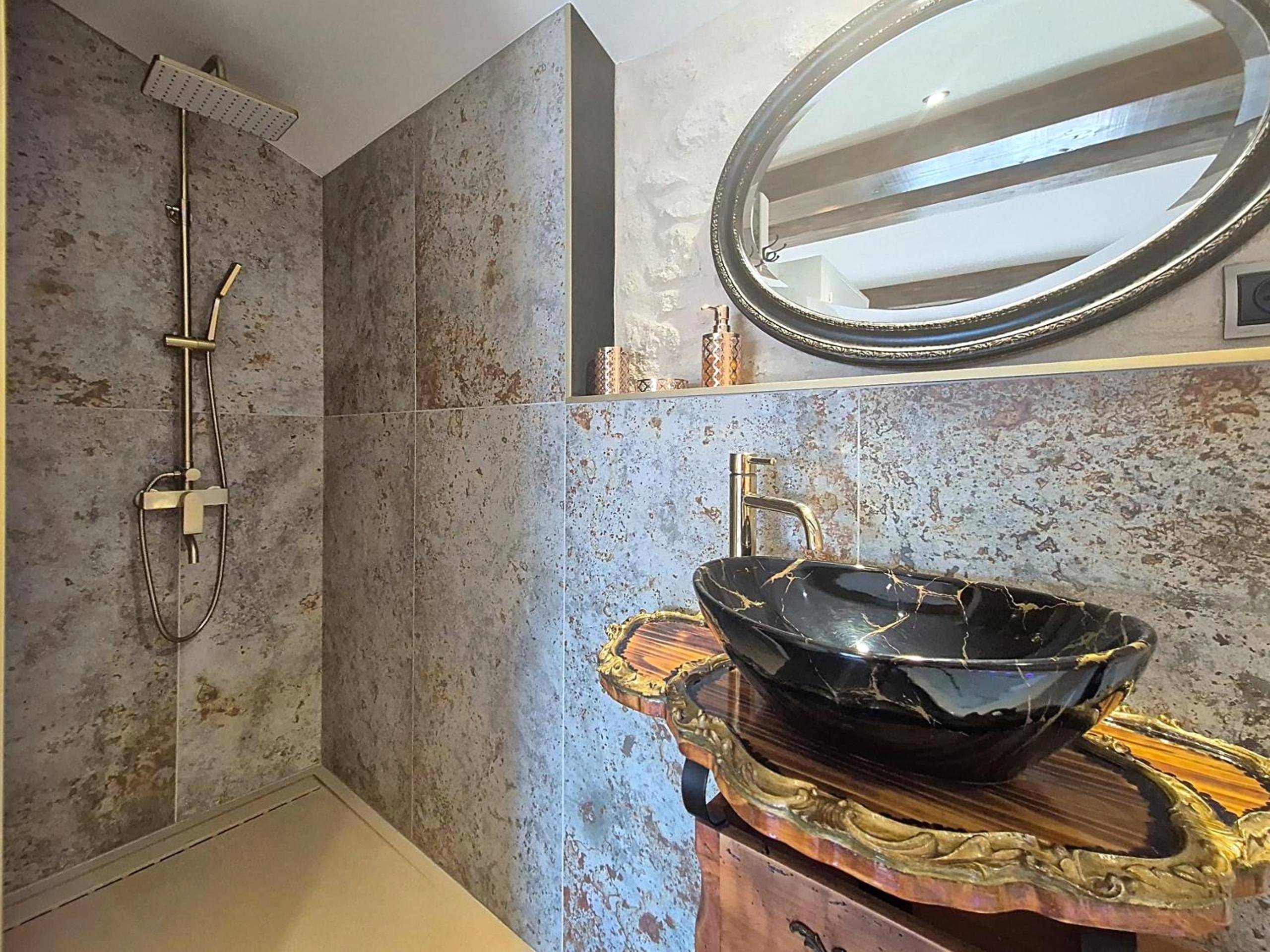 Photo du logement - Le Lovy , Studio indépendant avec Jacuzzi