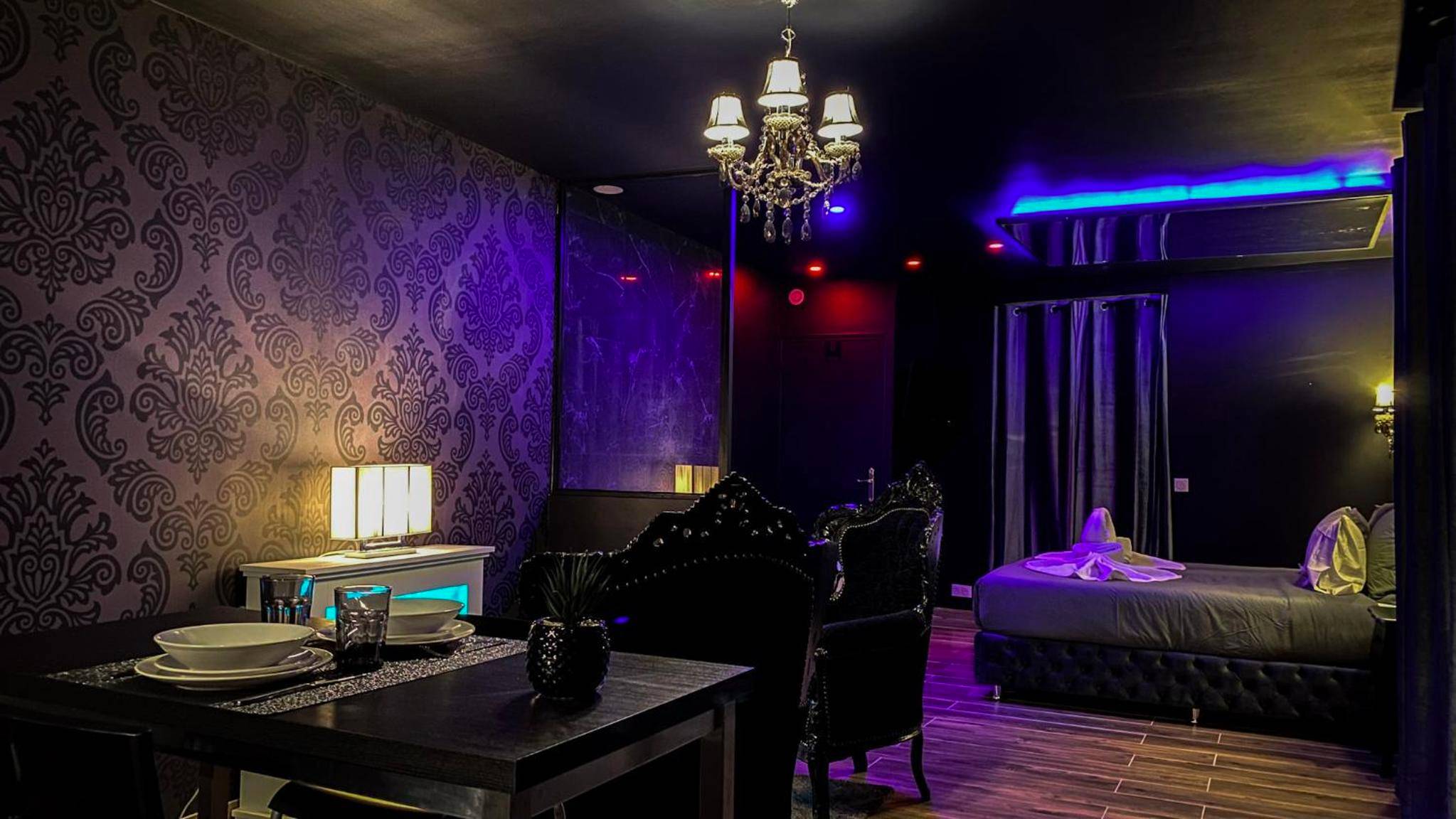 Vue du logement - NOUVEAU - LUXURE - Secret Suite - JACUZZI