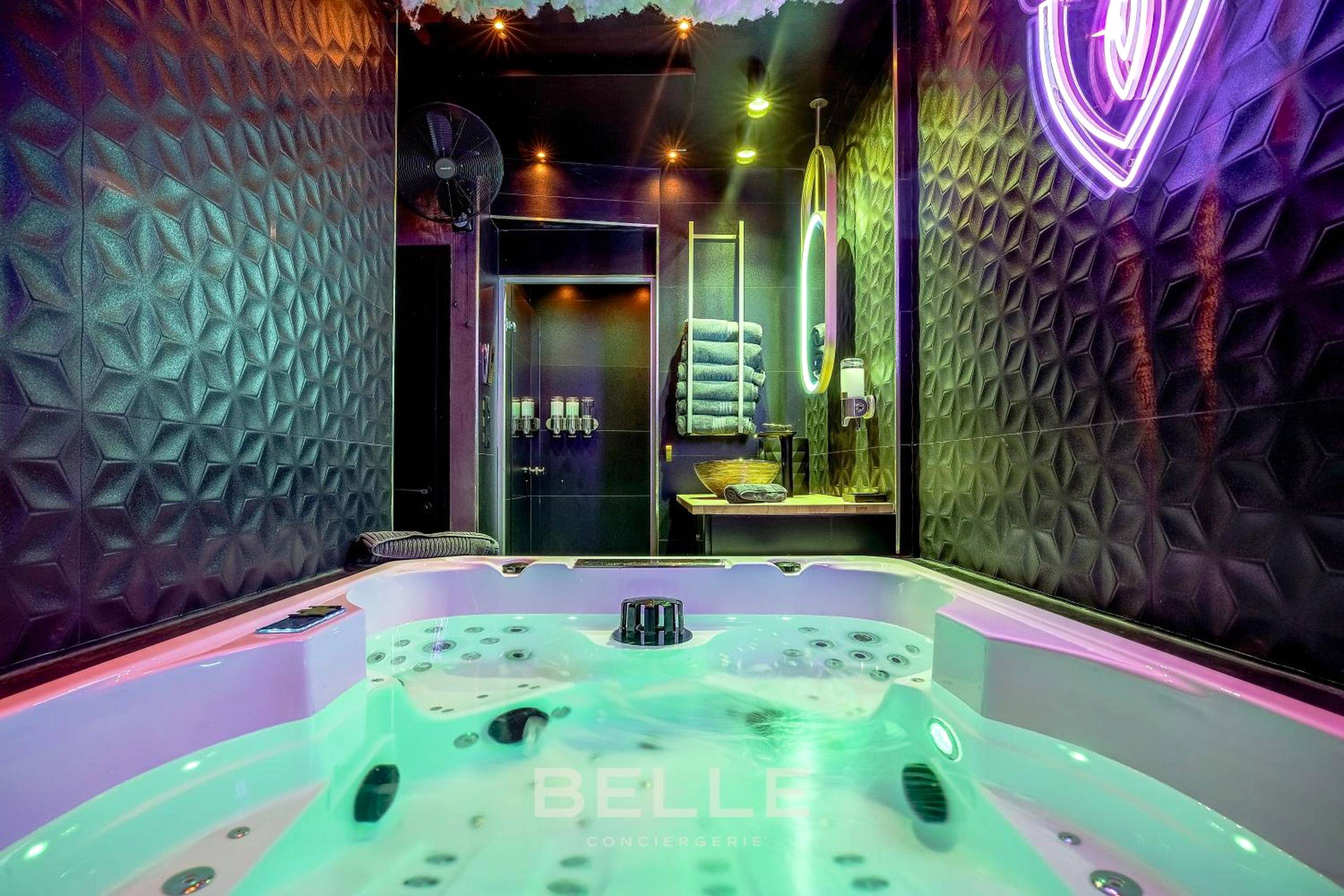 Photo du logement - Luxuria - Jacuzzi et Hammam