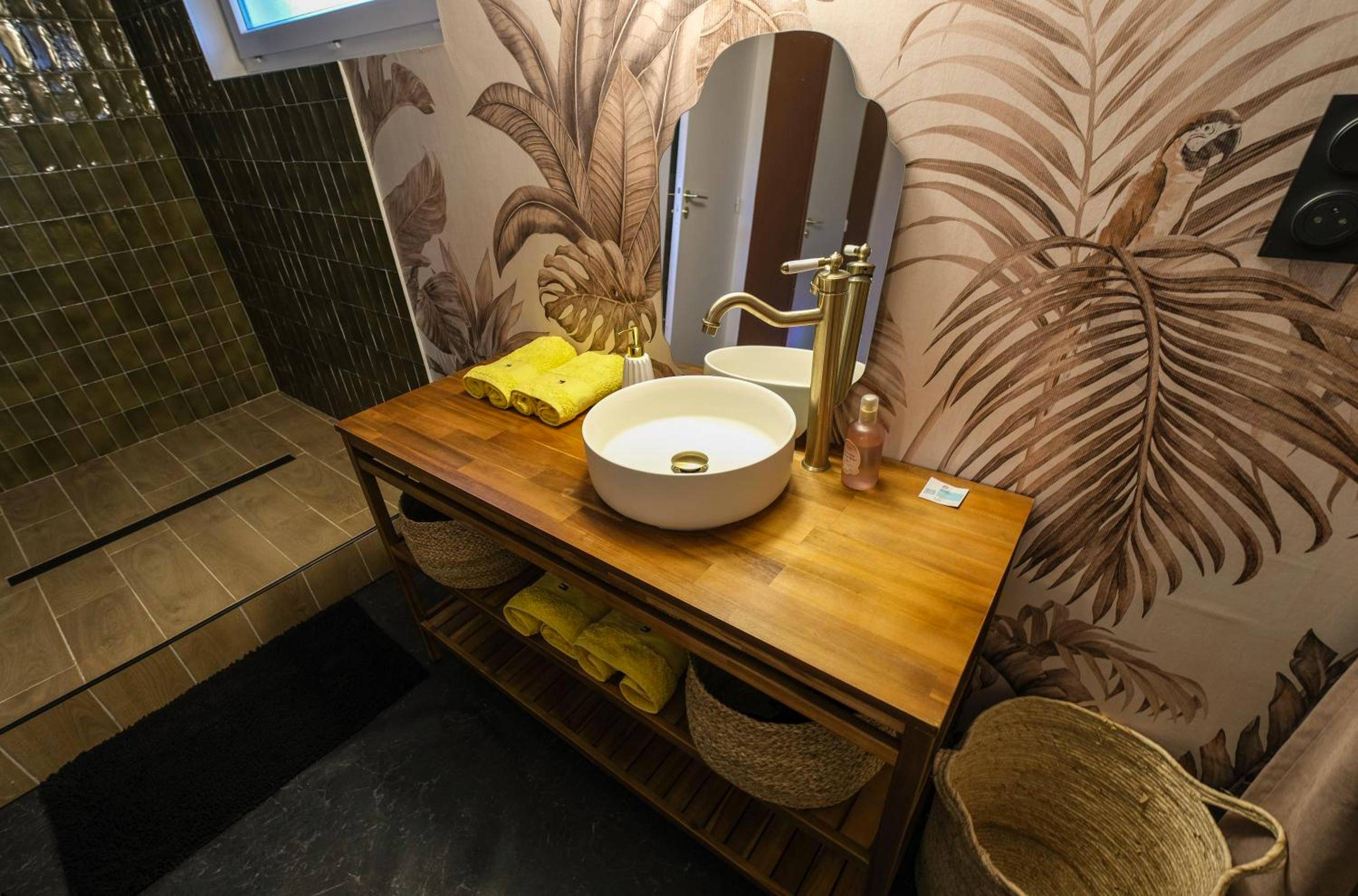 Vue du logement - Maison Eliste - Love gîte chic avec jacuzzi intérieur