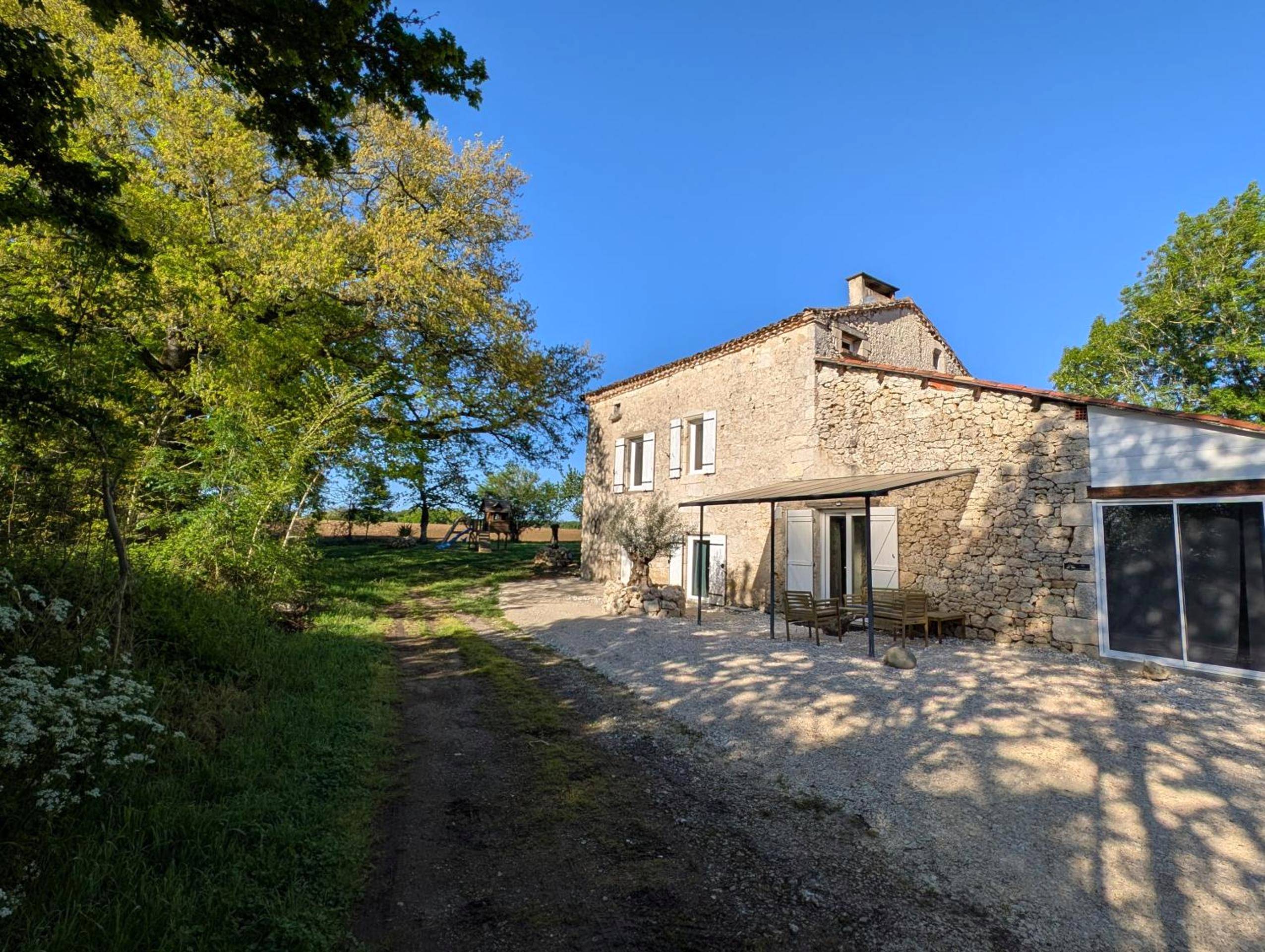 Vue interieure - Maison Insolite avec Spa Privatif