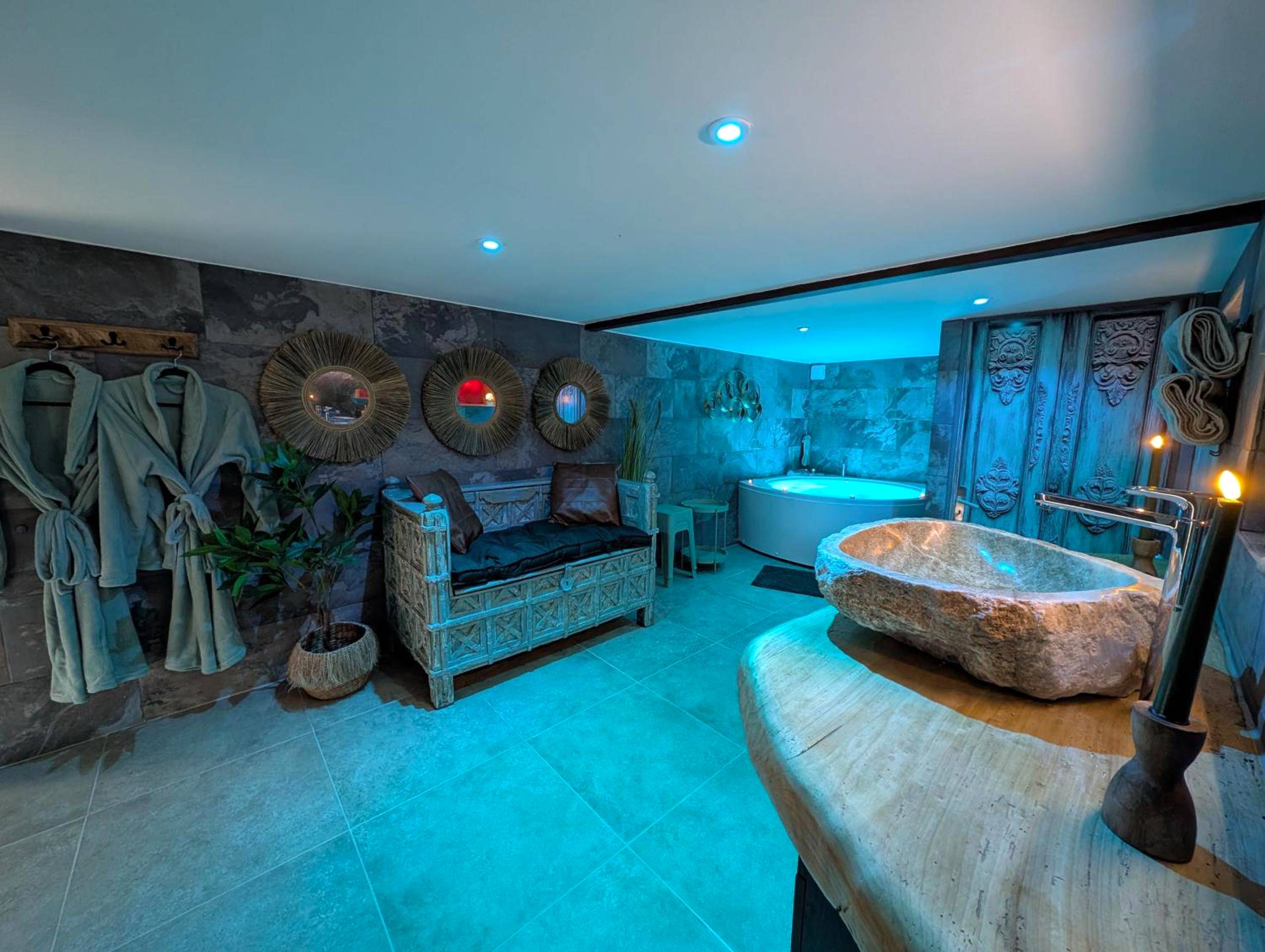 Photo du logement - Maison Insolite avec Spa Privatif
