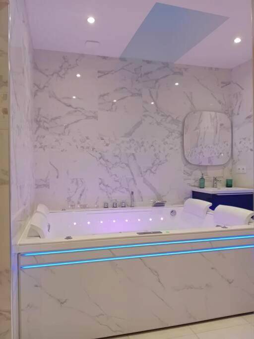 Photo du logement - Maison avec Jacuzzi - Louvres proche Roissy CDG - Paris