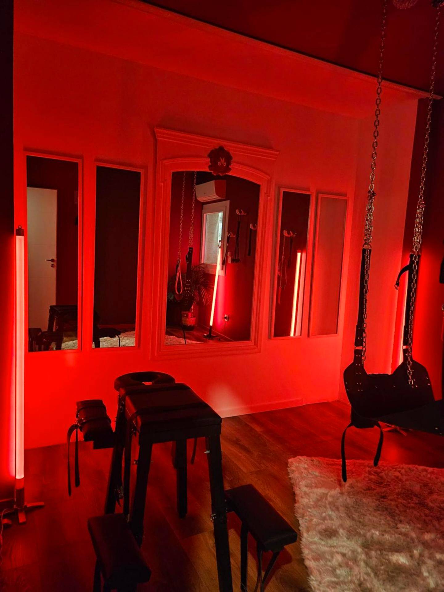 Vue du logement - Love Room Paris - Maison M Rubis Maison Intime à 3 ambiances aux portes de Bordeaux