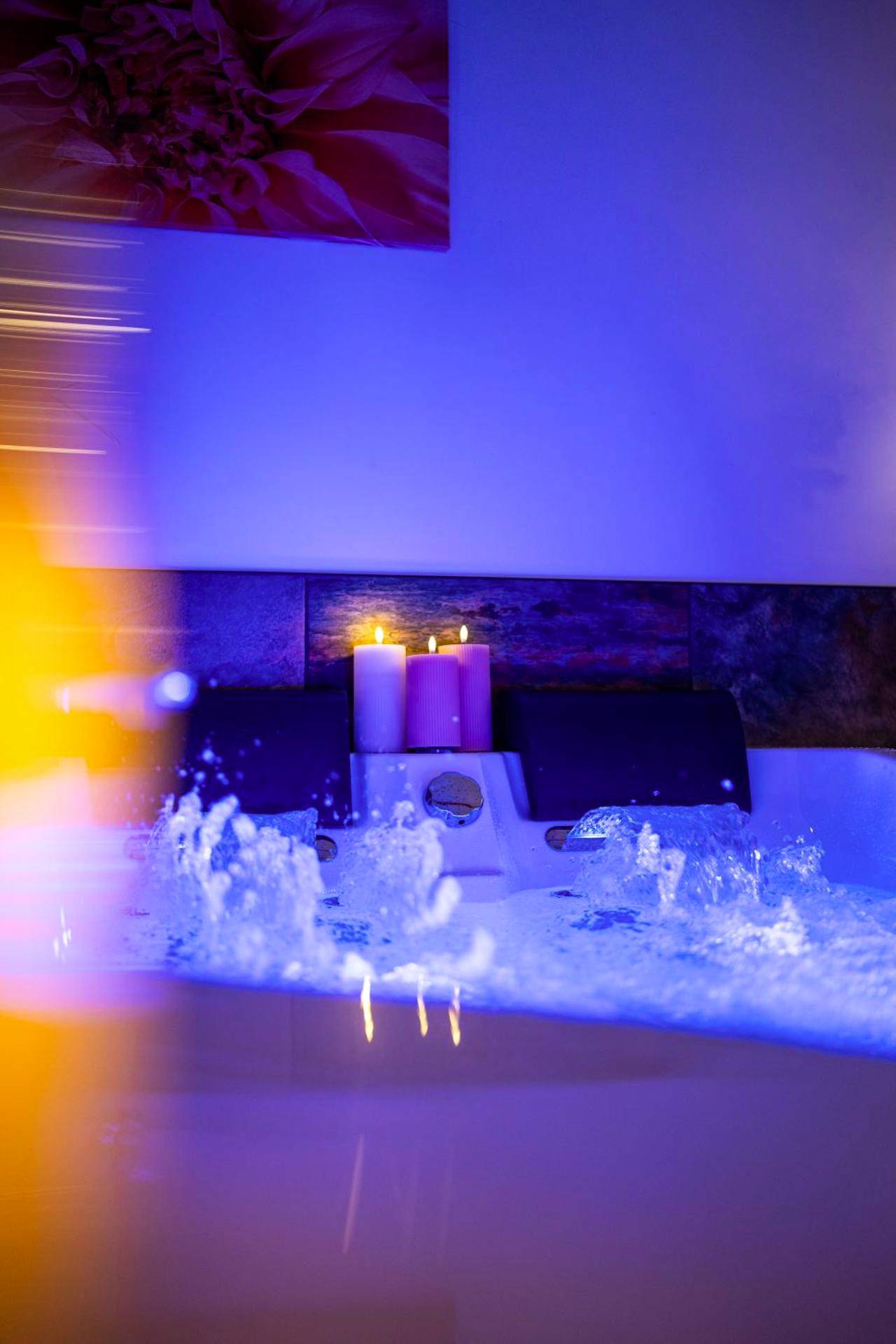 Photo du logement - Maison M Rubis Maison Intime à 3 ambiances aux portes de Bordeaux - Paris