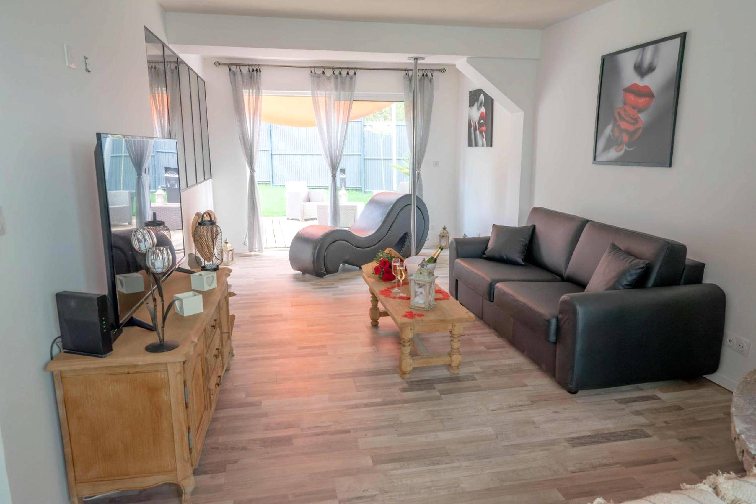 Photo du logement - La Maison des Plaisirs Love room