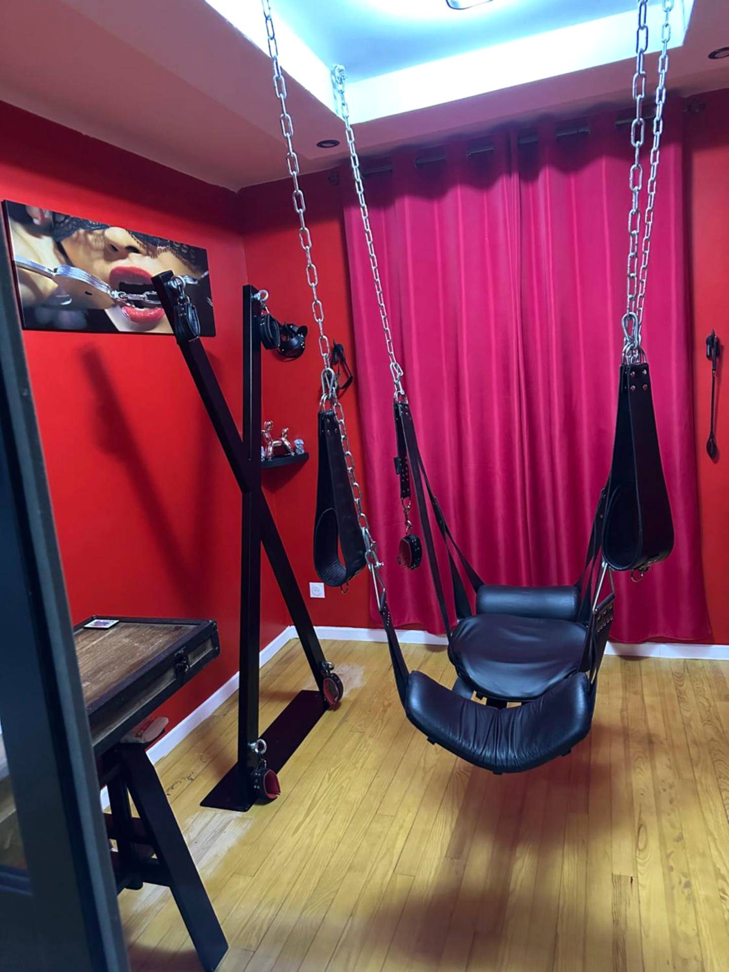 Photo du logement - La Maison des Plaisirs Love room - Champigny