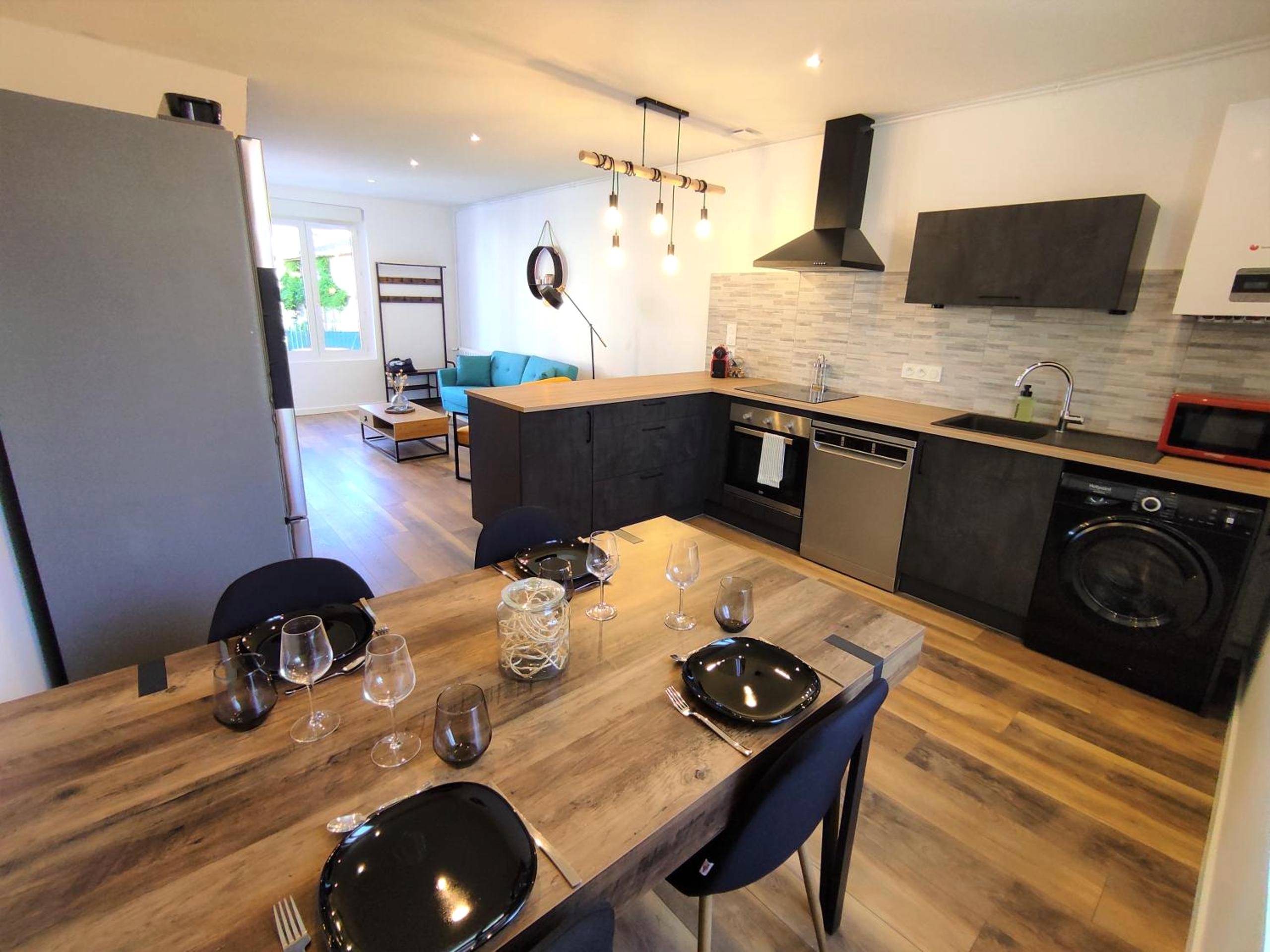 Photo du logement - Maison de ville, SPA Balnéo, 2 suites parentales - Vichy